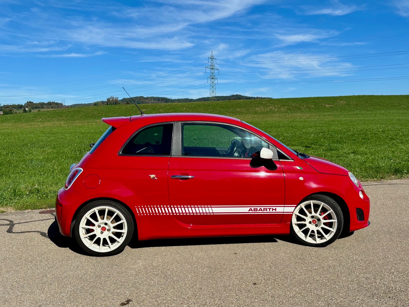 FIAT 500 1.4 16V Turbo Abarth 695 SS-image-10