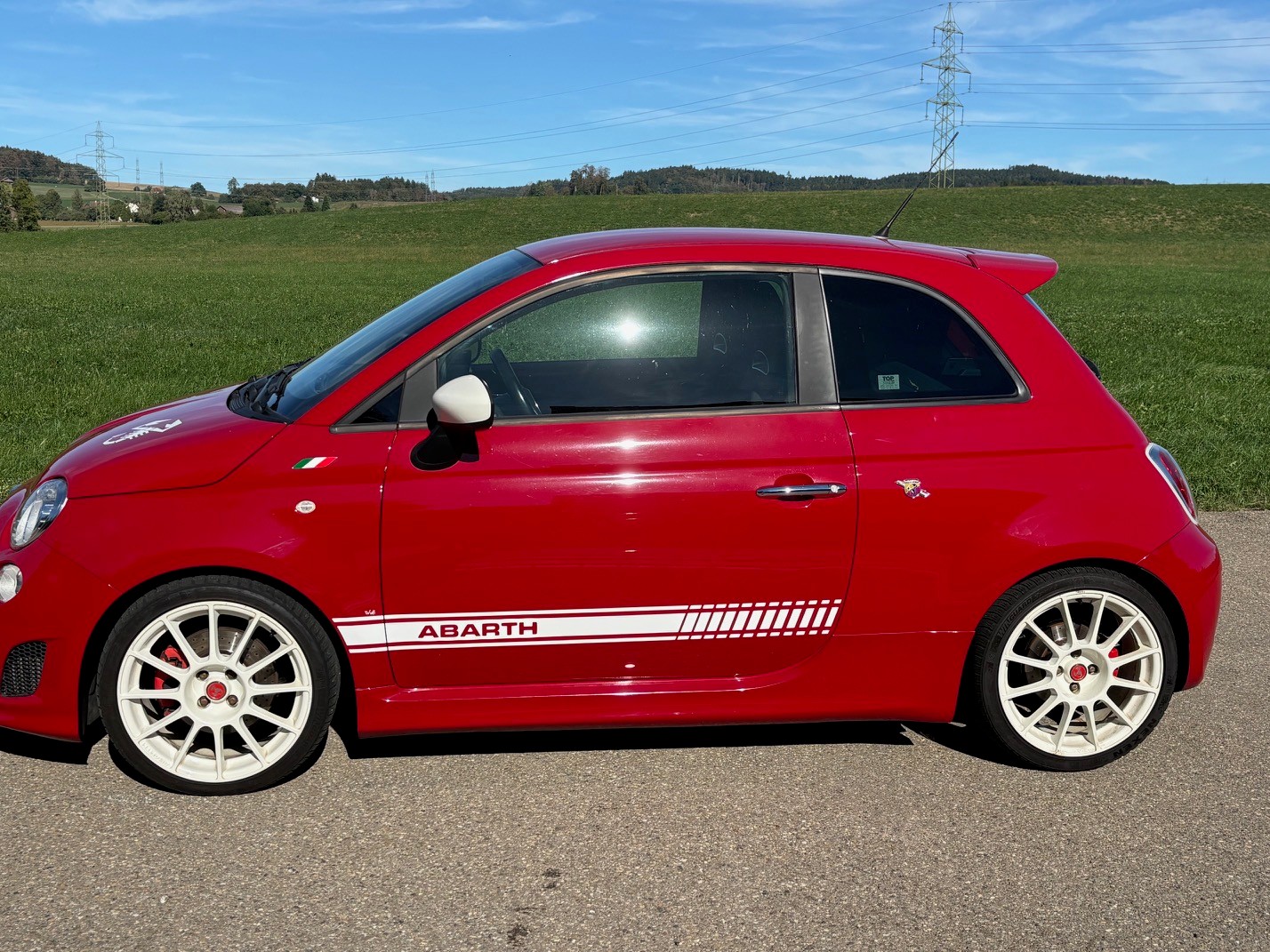 FIAT 500 1.4 16V Turbo Abarth 695 SS-image-8
