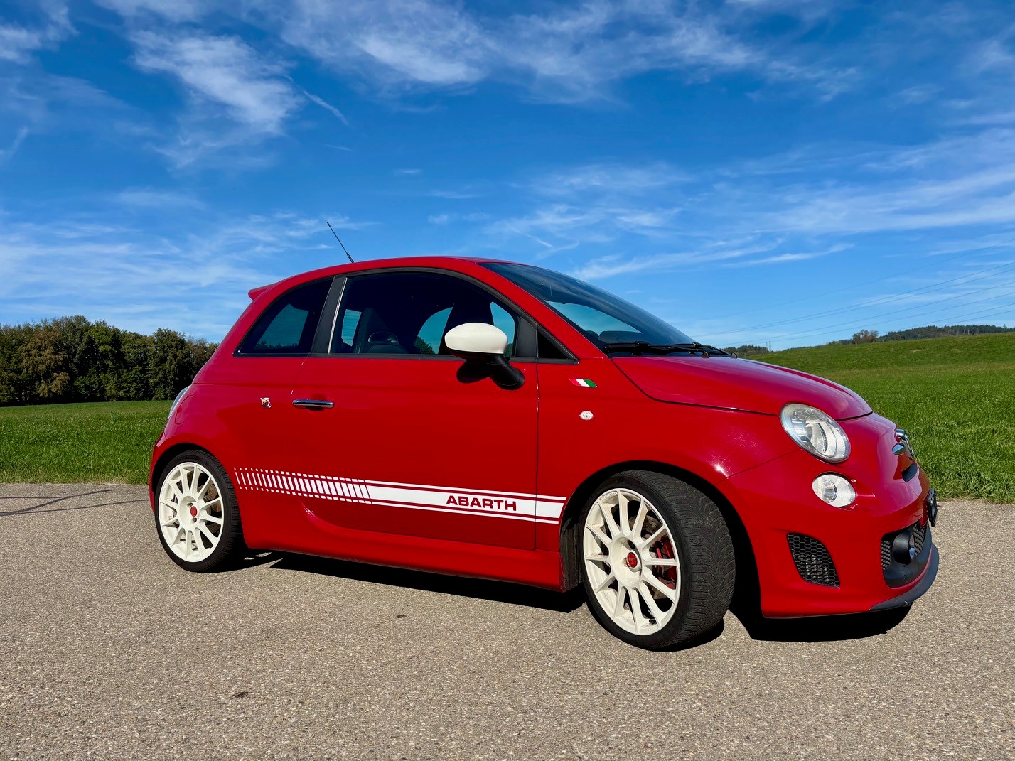 FIAT 500 1.4 16V Turbo Abarth 695 SS-image-12