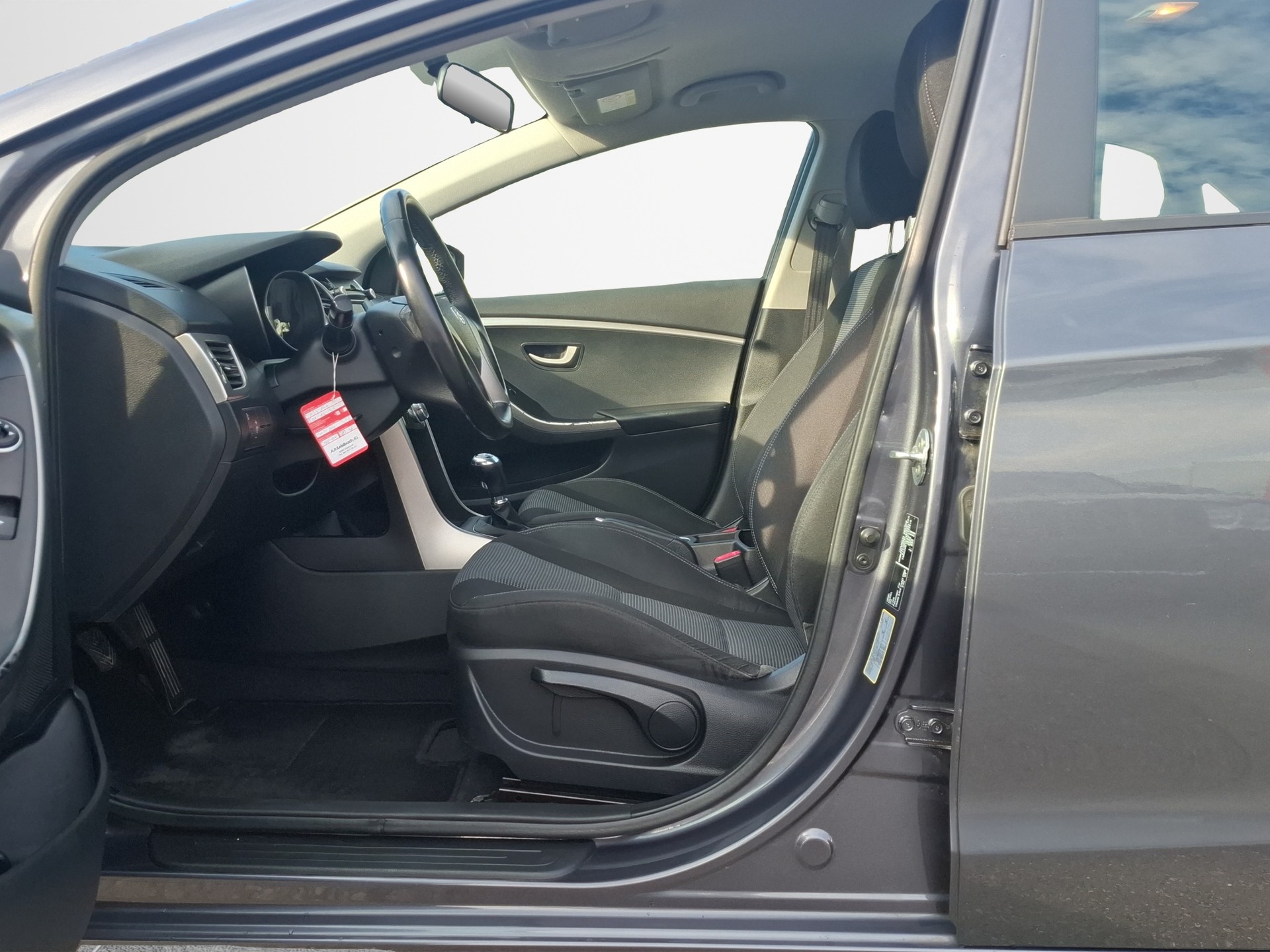 HYUNDAI i30 1.4 Pica-image-8