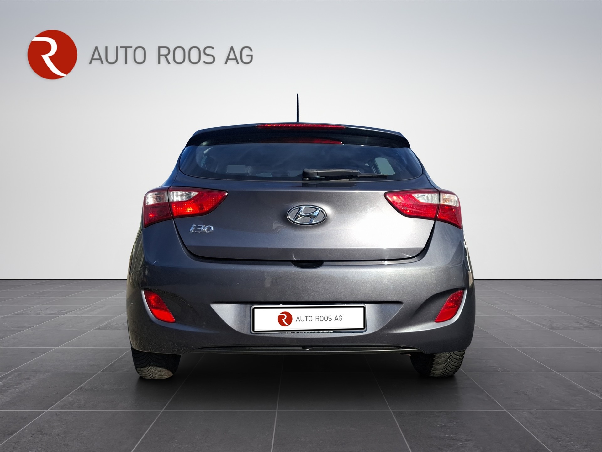 HYUNDAI i30 1.4 Pica-image-4