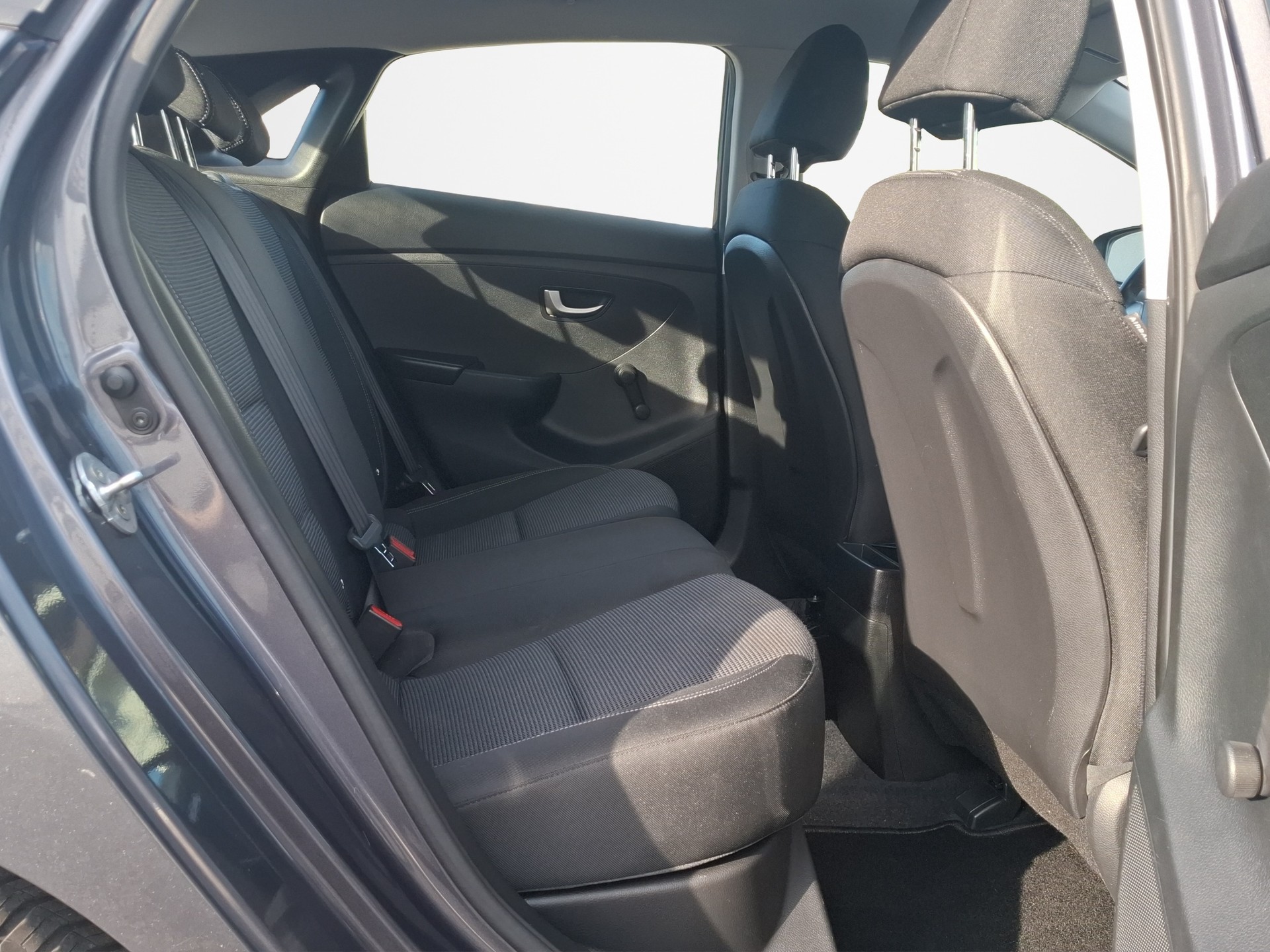 HYUNDAI i30 1.4 Pica-image-14