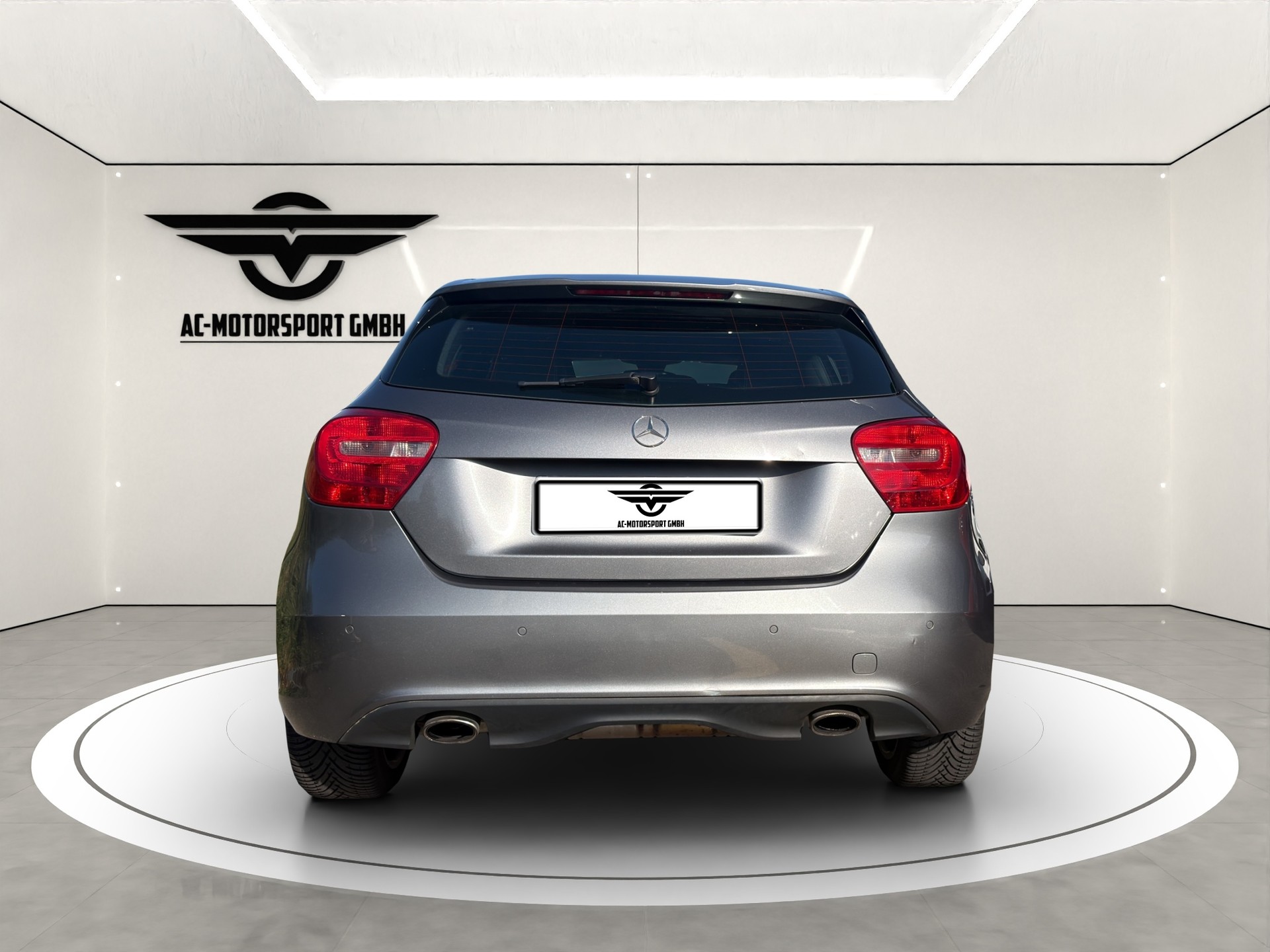 MERCEDES-BENZ A 200 Urban 7G-DCT-image-7