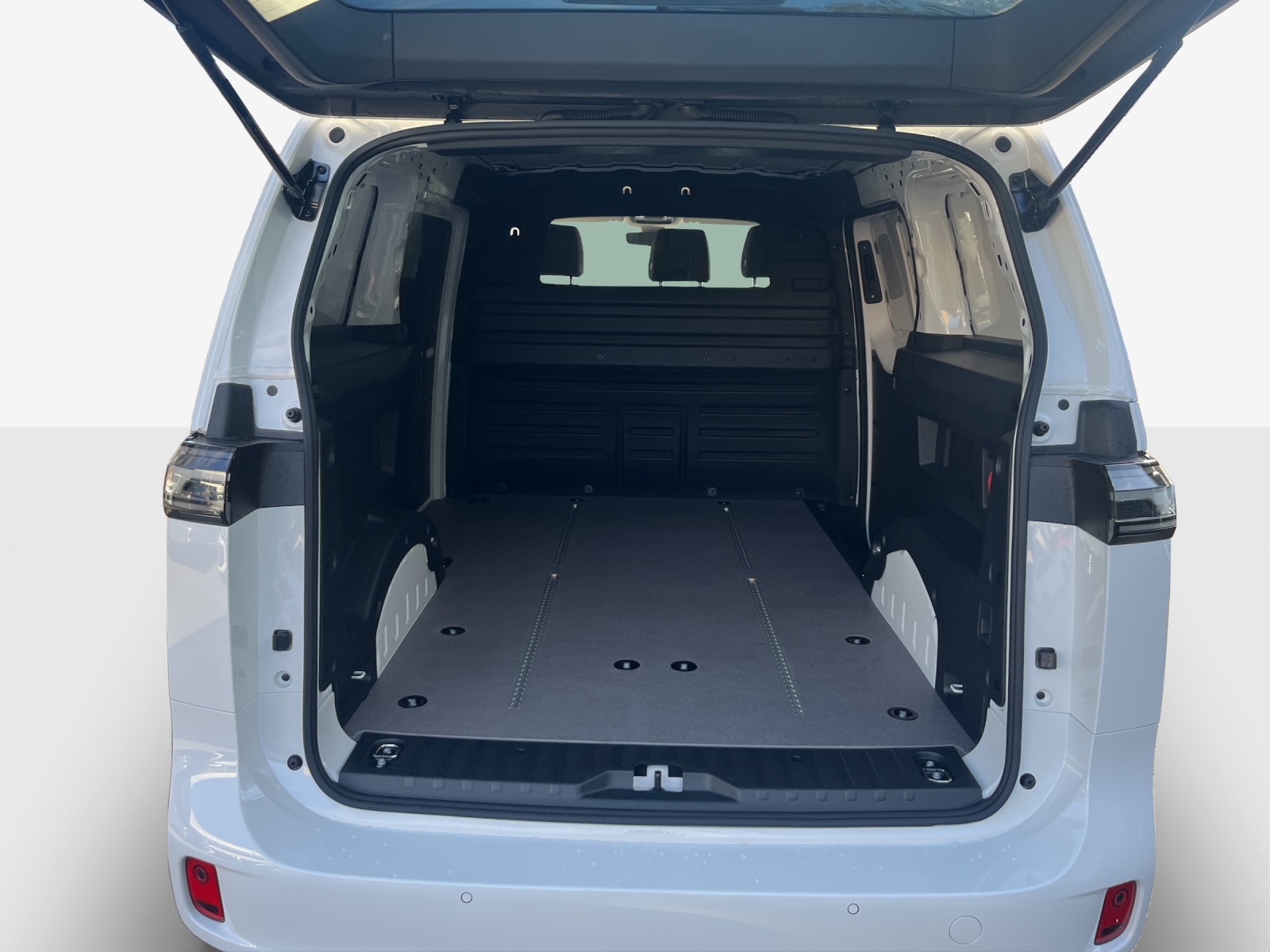 VW ID. Buzz Cargo Pro 4Motion-image-11