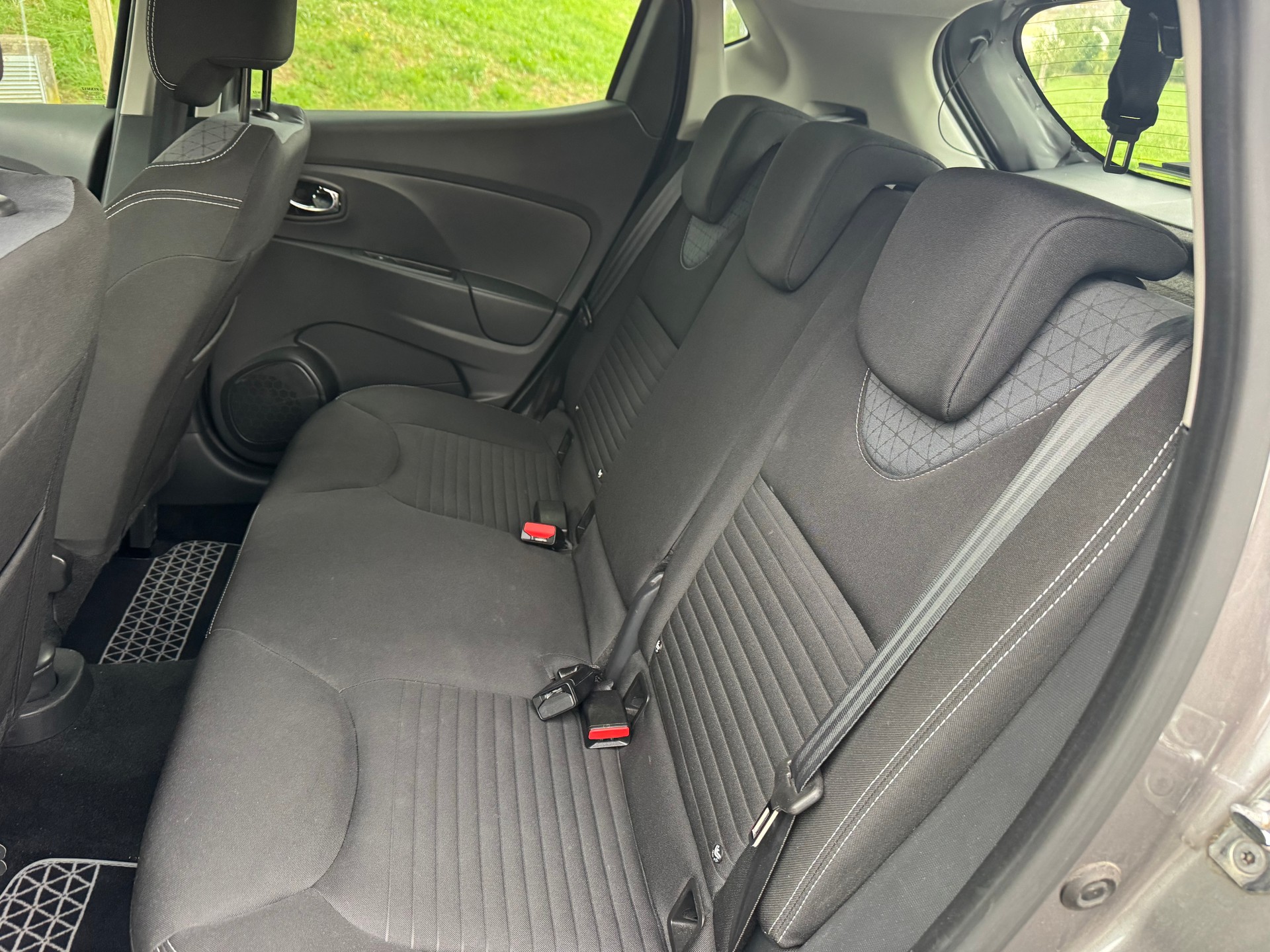 RENAULT Clio 1.2 16V T GT EDC-image-7