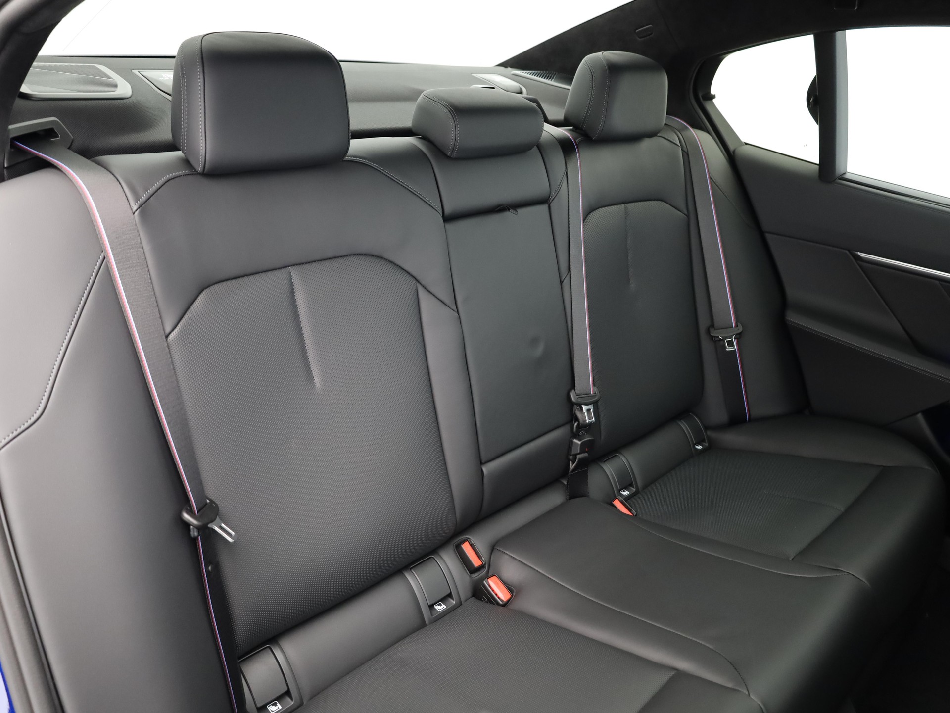 BMW M5 xDrive Limousine-image-25