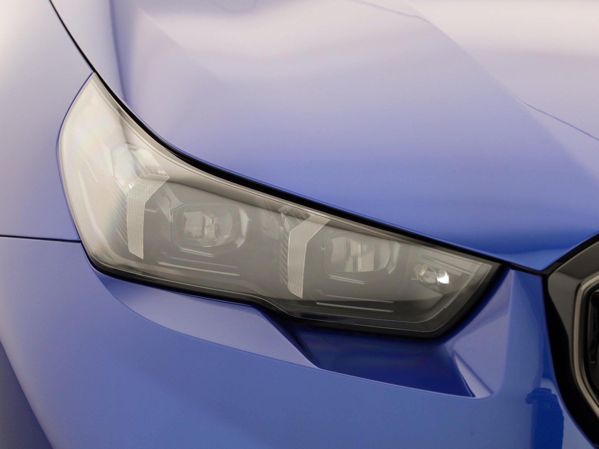 BMW M5 xDrive Limousine-image-5