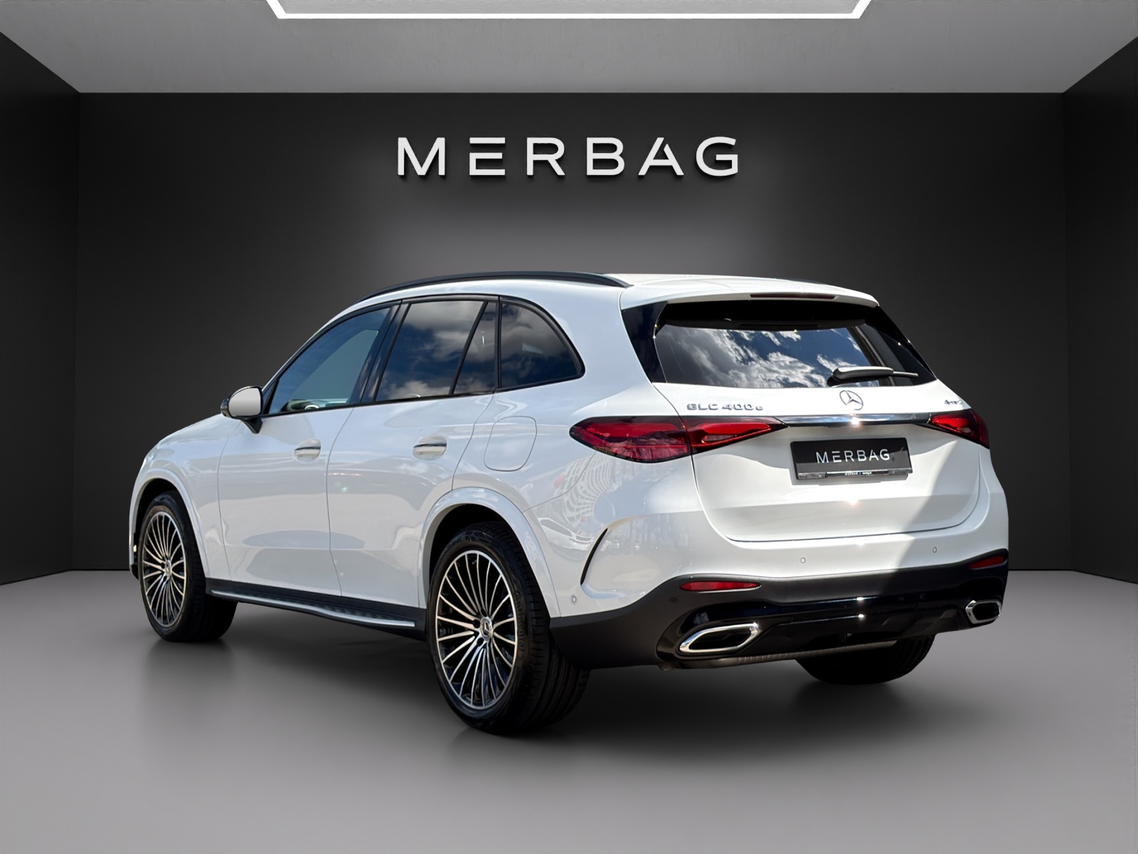 MERCEDES-BENZ GLC 400 e 4MATIC with EQ-Star Hybrid-image-2