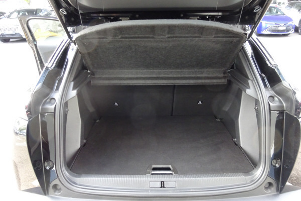 PEUGEOT 2008 1.2 PT All.Pack EAT8-image-7