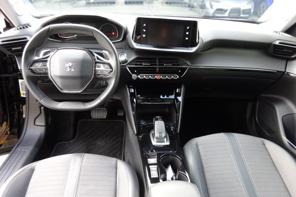 PEUGEOT 2008 1.2 PT All.Pack EAT8-image-14