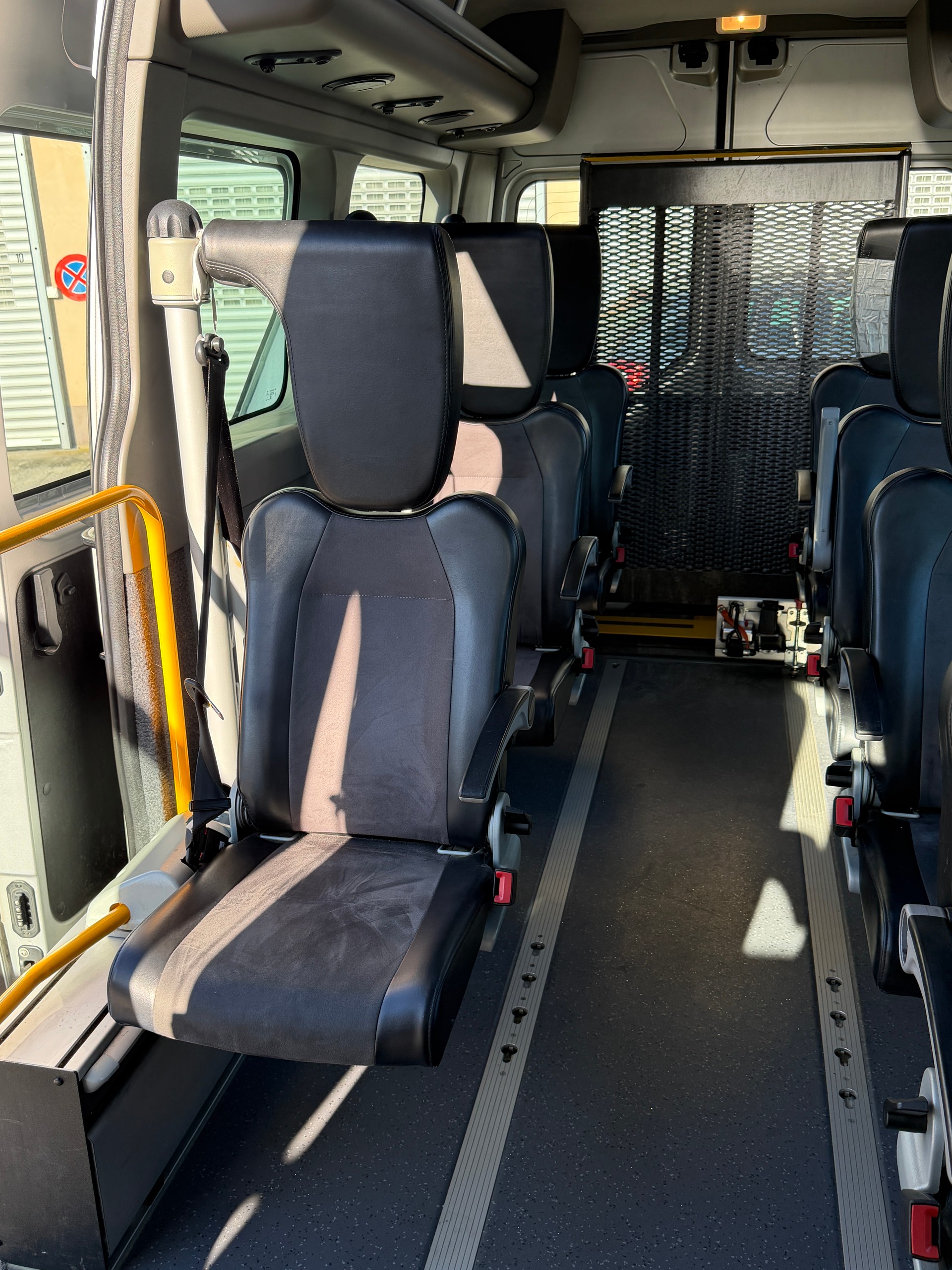 RENAULT Master T35 ENERGY dCi 145 Trabus L3H2-image-12