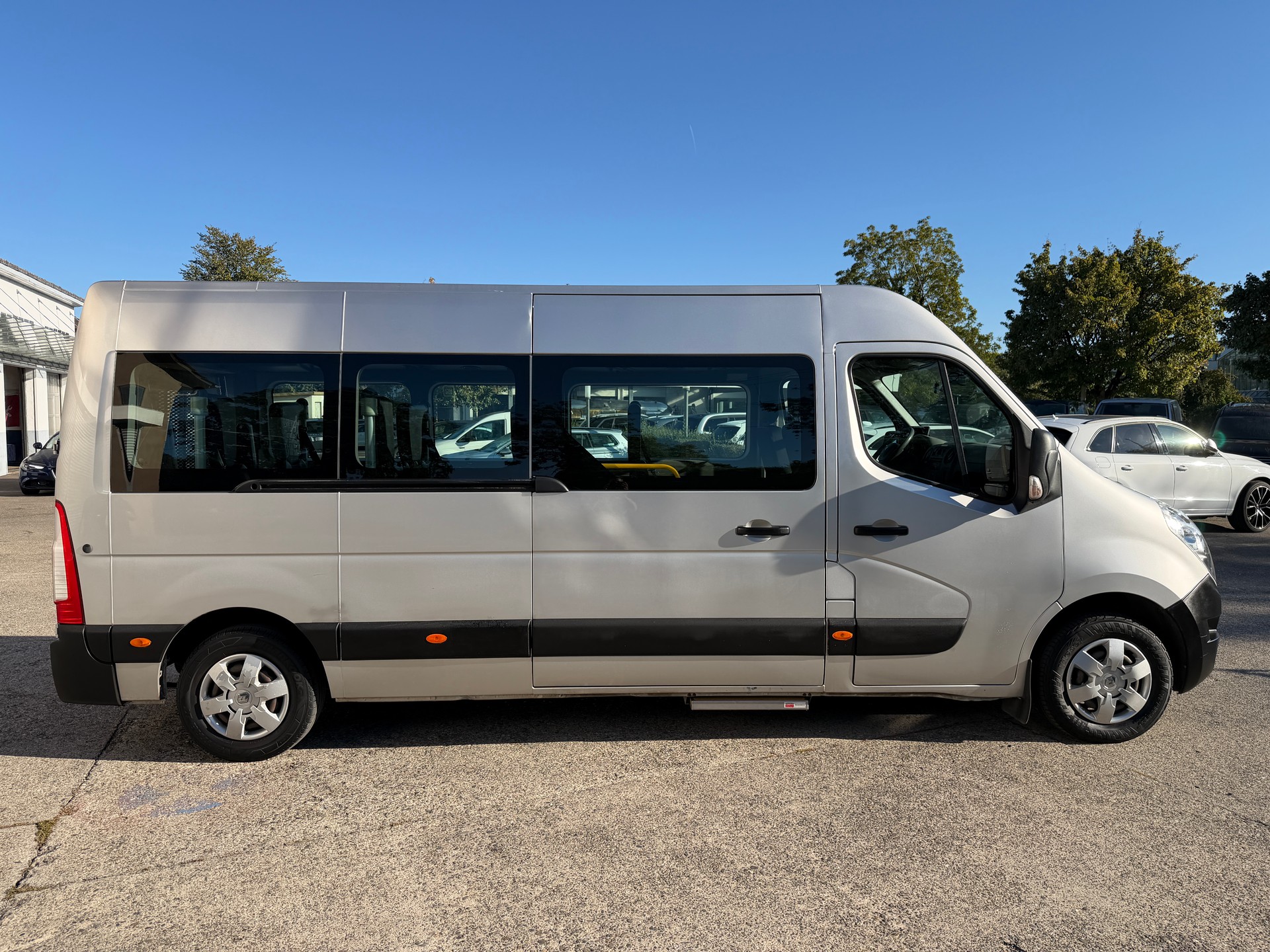 RENAULT Master T35 ENERGY dCi 145 Trabus L3H2-image-5
