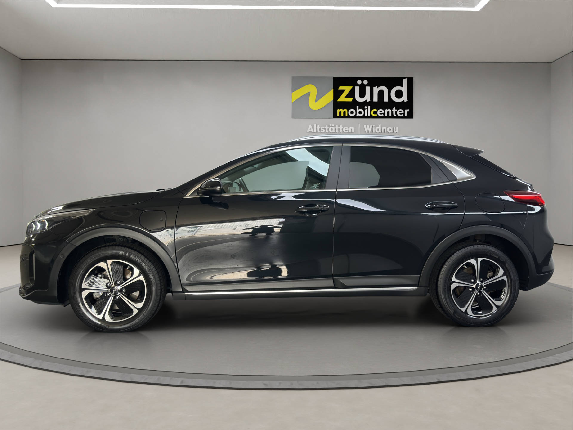 KIA XCeed 1.6 GDi Plug-in Hybrid Style-image-1