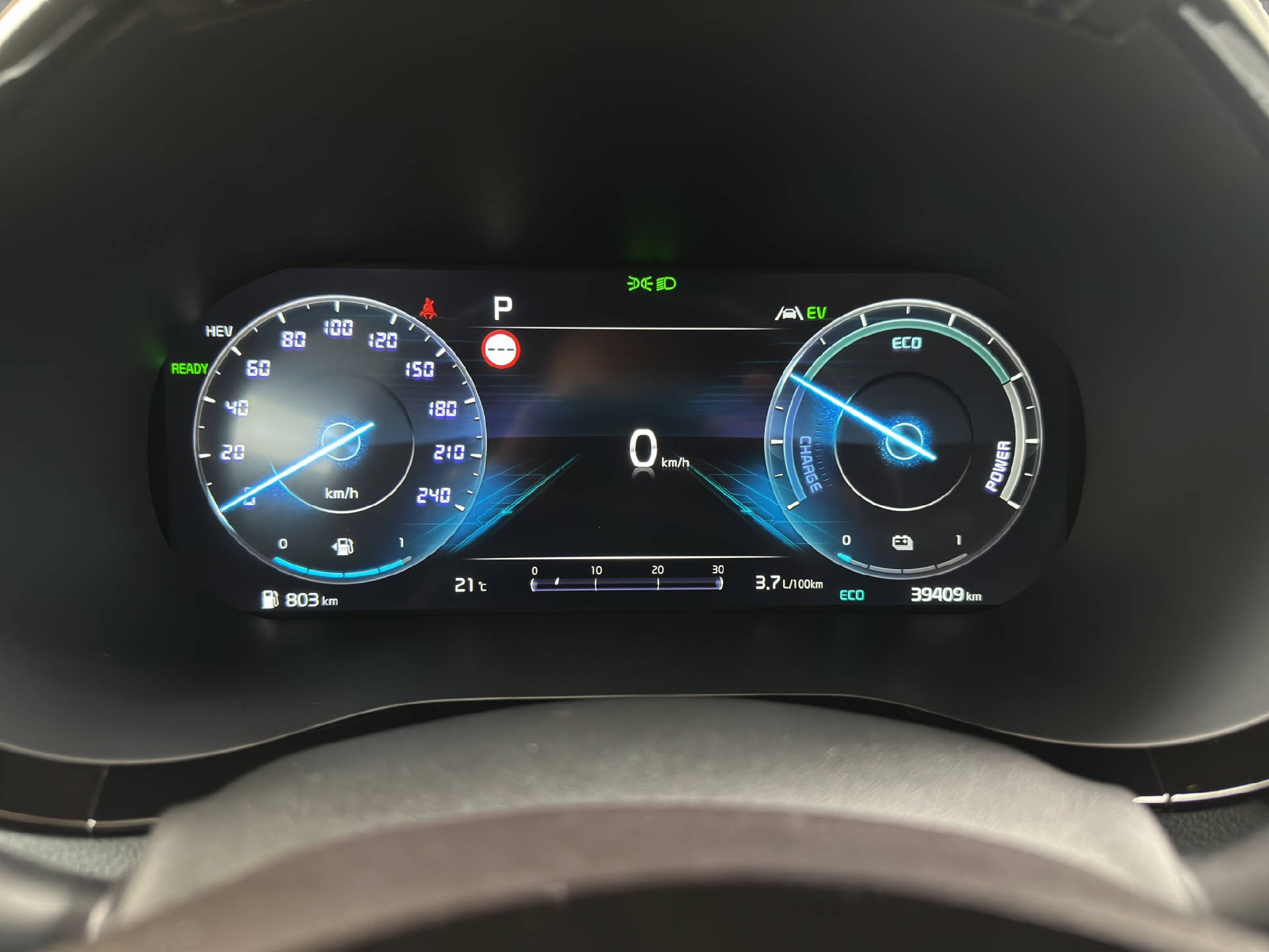 KIA XCeed 1.6 GDi Plug-in Hybrid Style-image-6