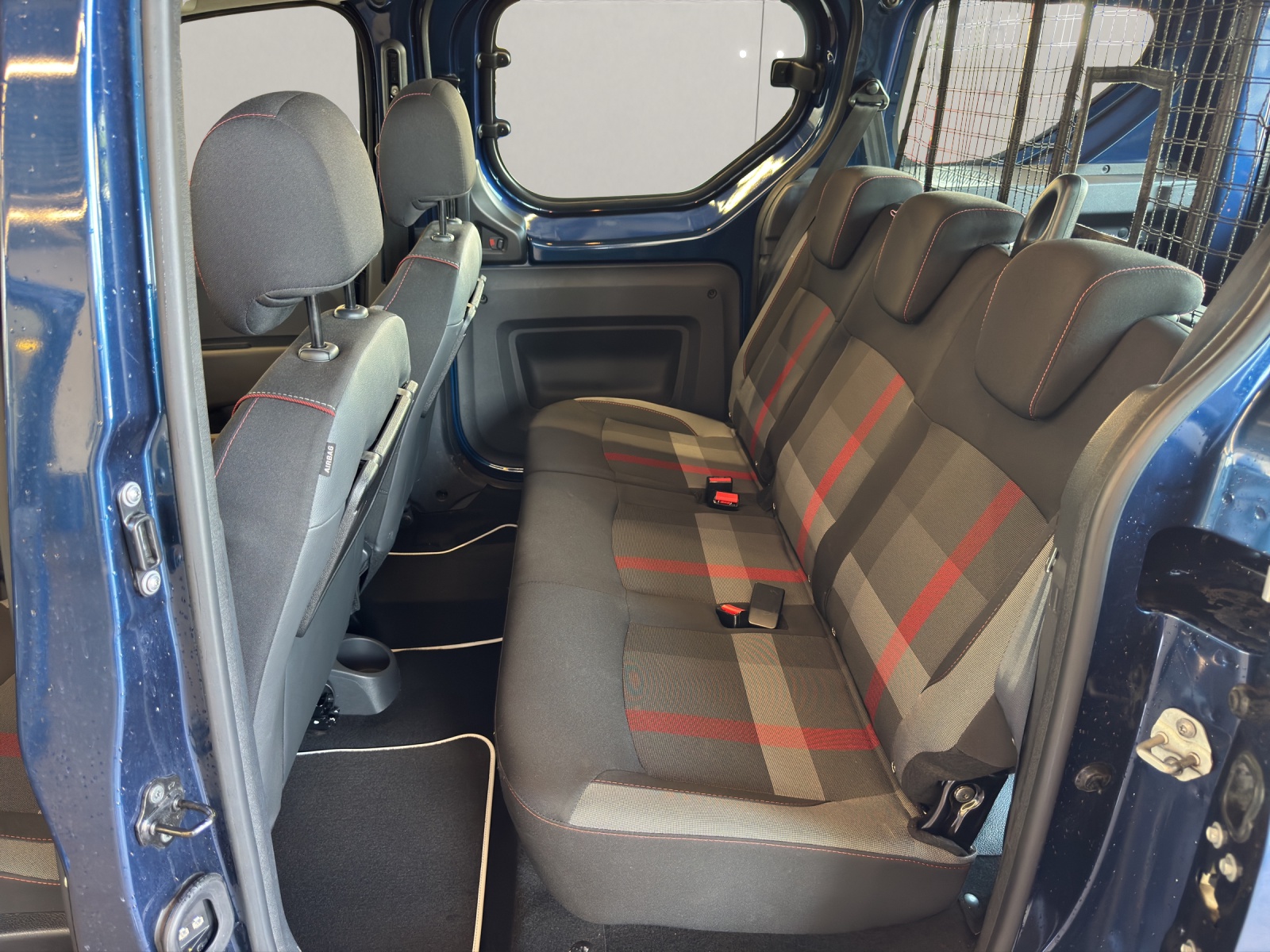 DACIA Dokker 1.6 Stepway E6c S/S-image-5