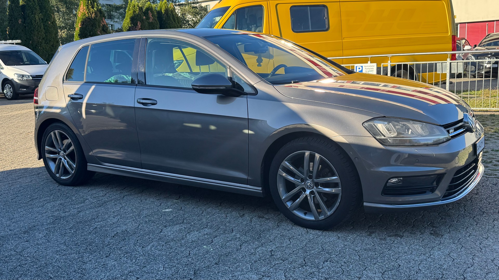 VW Golf 1.4 TSI Allstar R-Line-image-3