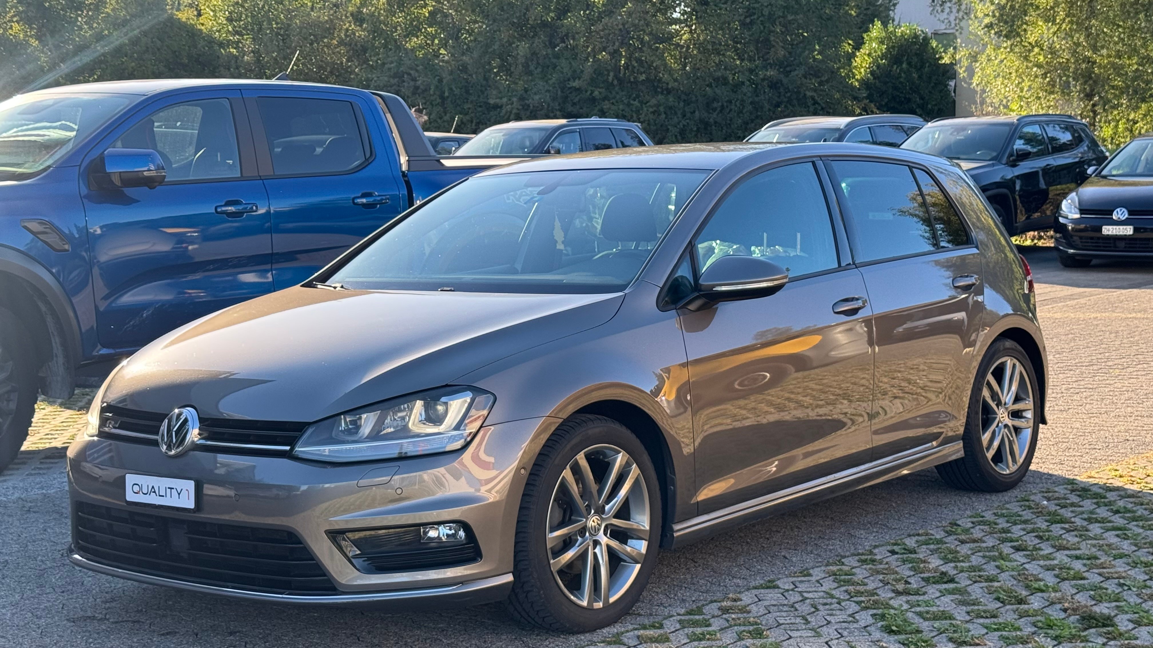 Car photo