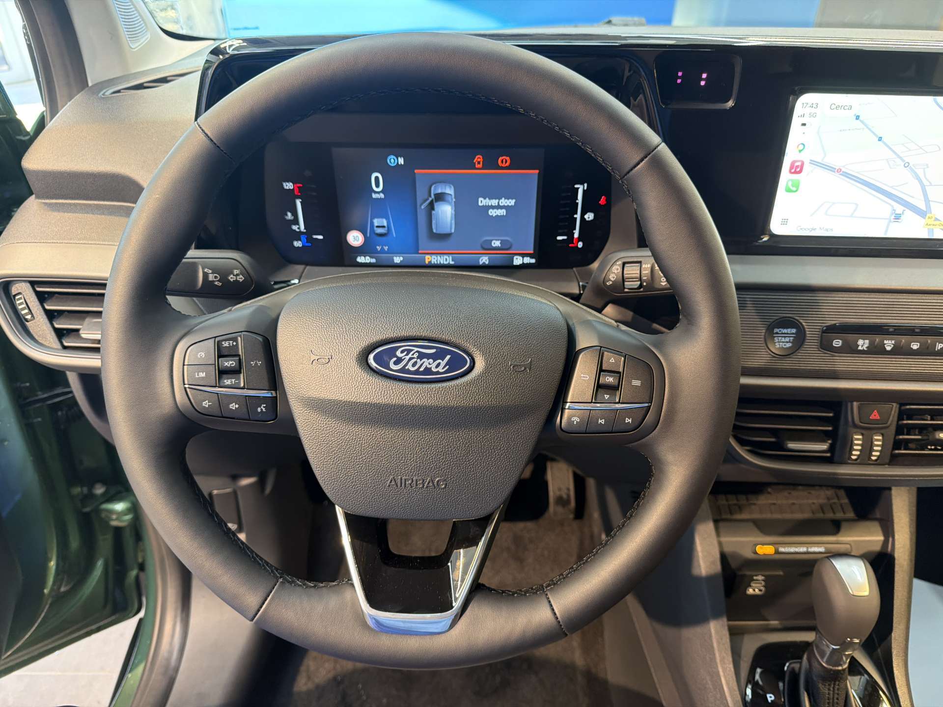 FORD Tourneo Courier 1.0 EcoBoost Titanium Automat-image-15