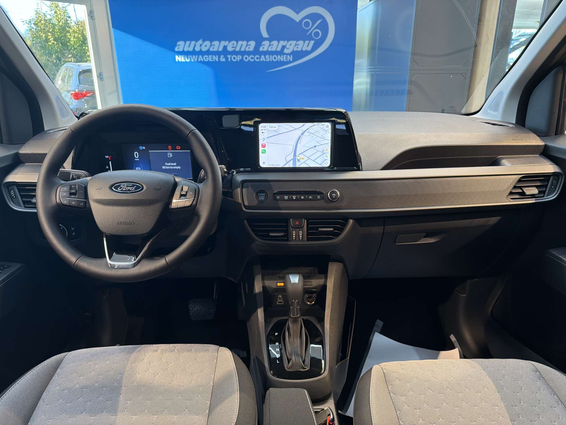 FORD Tourneo Courier 1.0 EcoBoost Titanium Automat-image-14