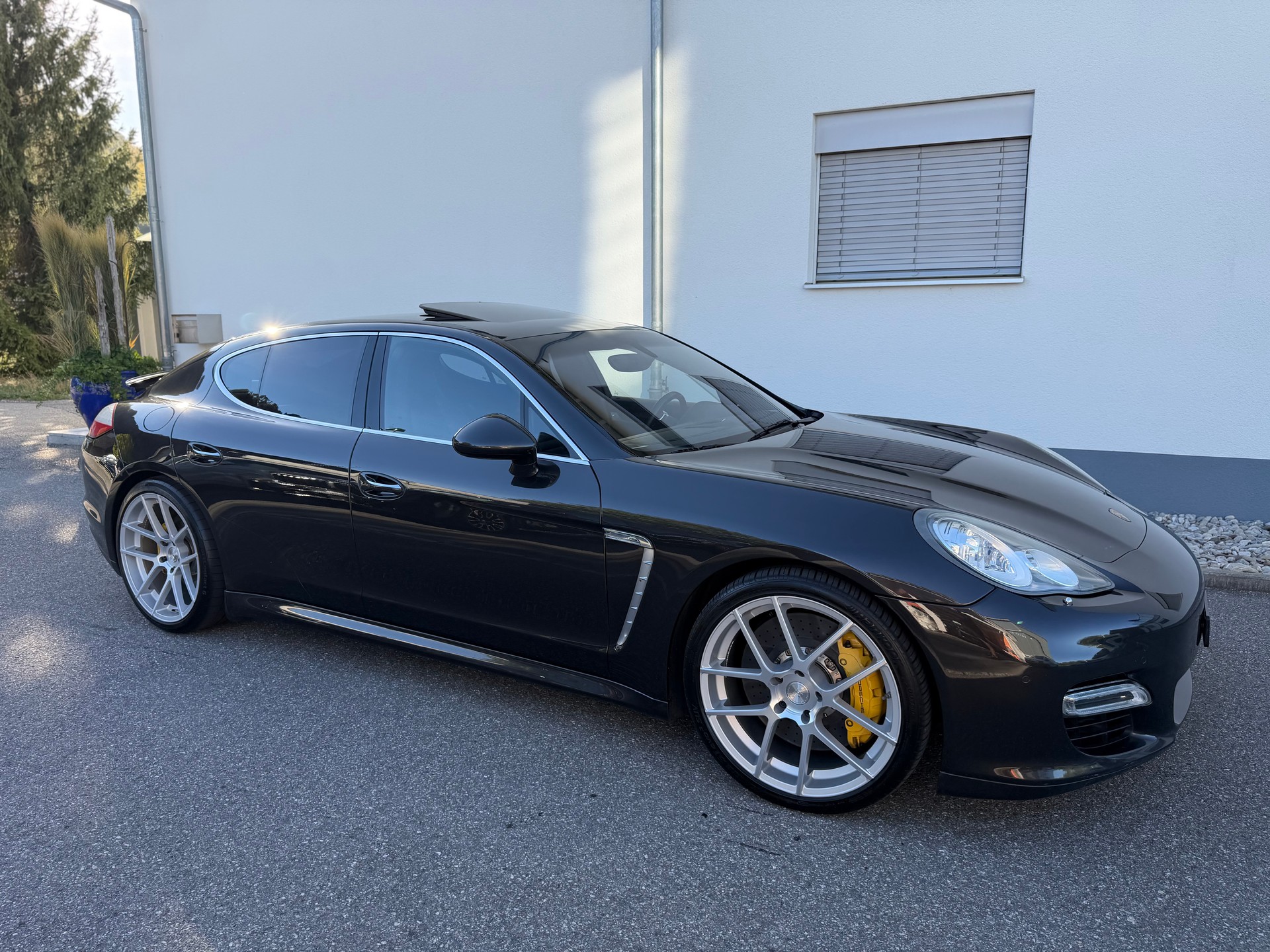 PORSCHE Panamera Turbo 4.8 PDK-image-3