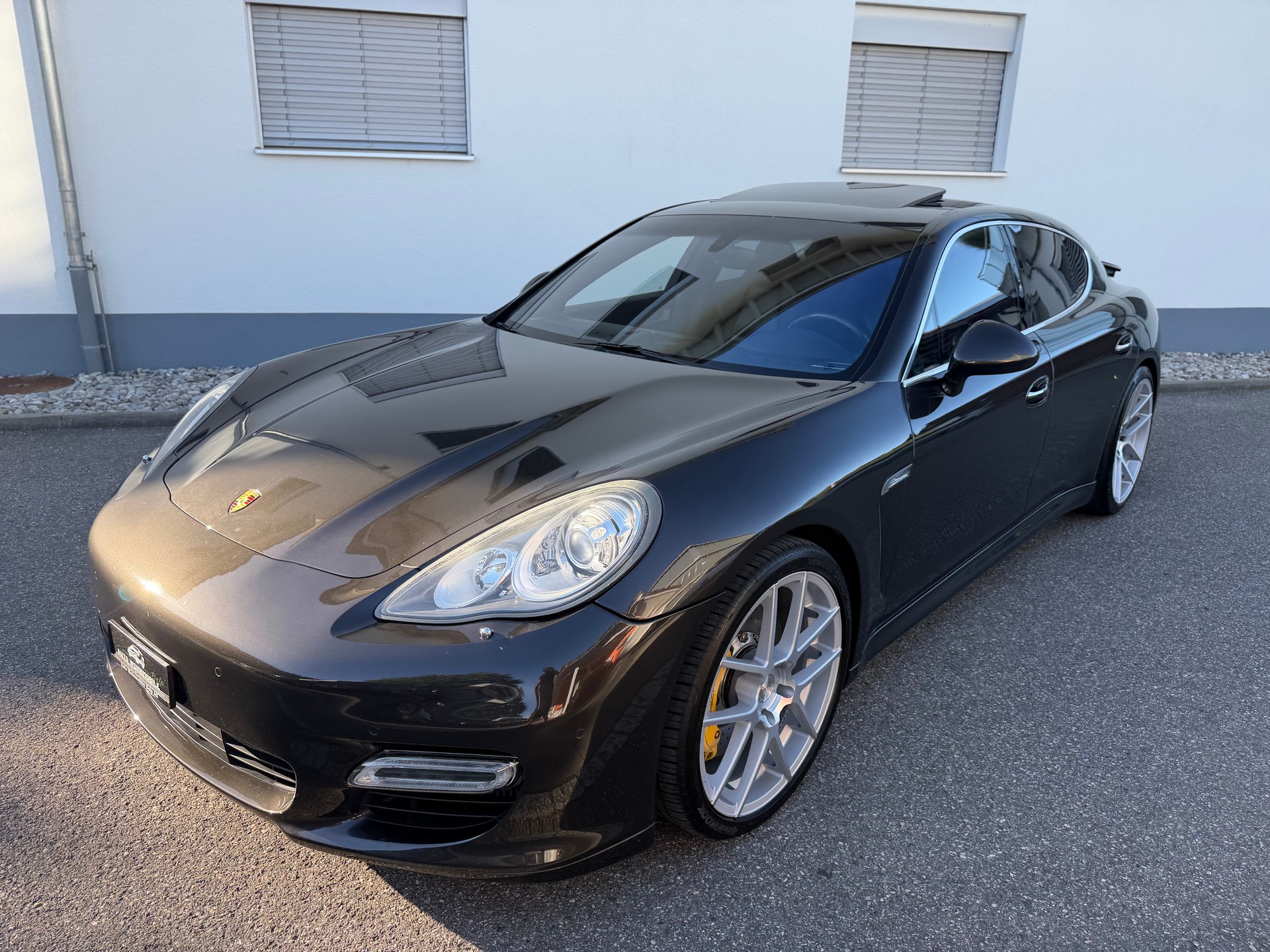 PORSCHE Panamera Turbo 4.8 PDK-image-9