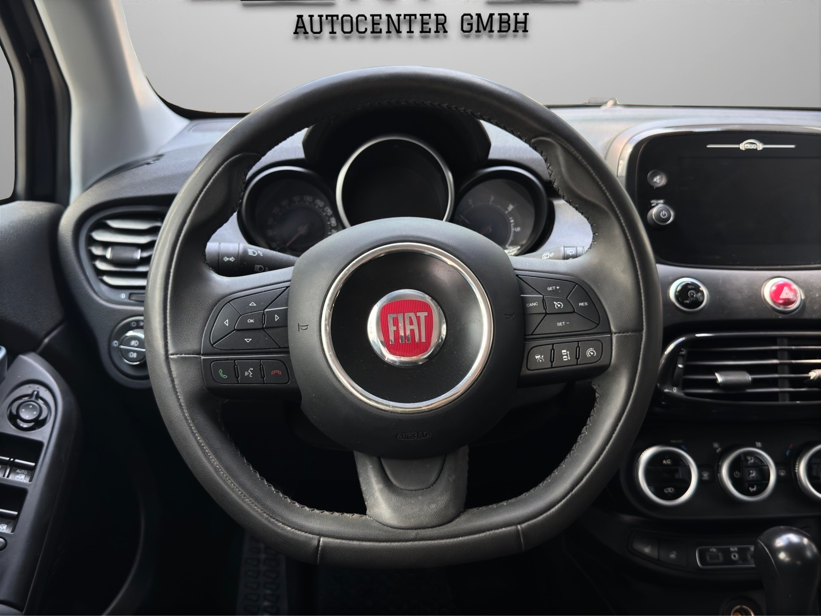 FIAT 500X 2.0 MJ Off Road Look S-Design 4x4 Automatic-image-9