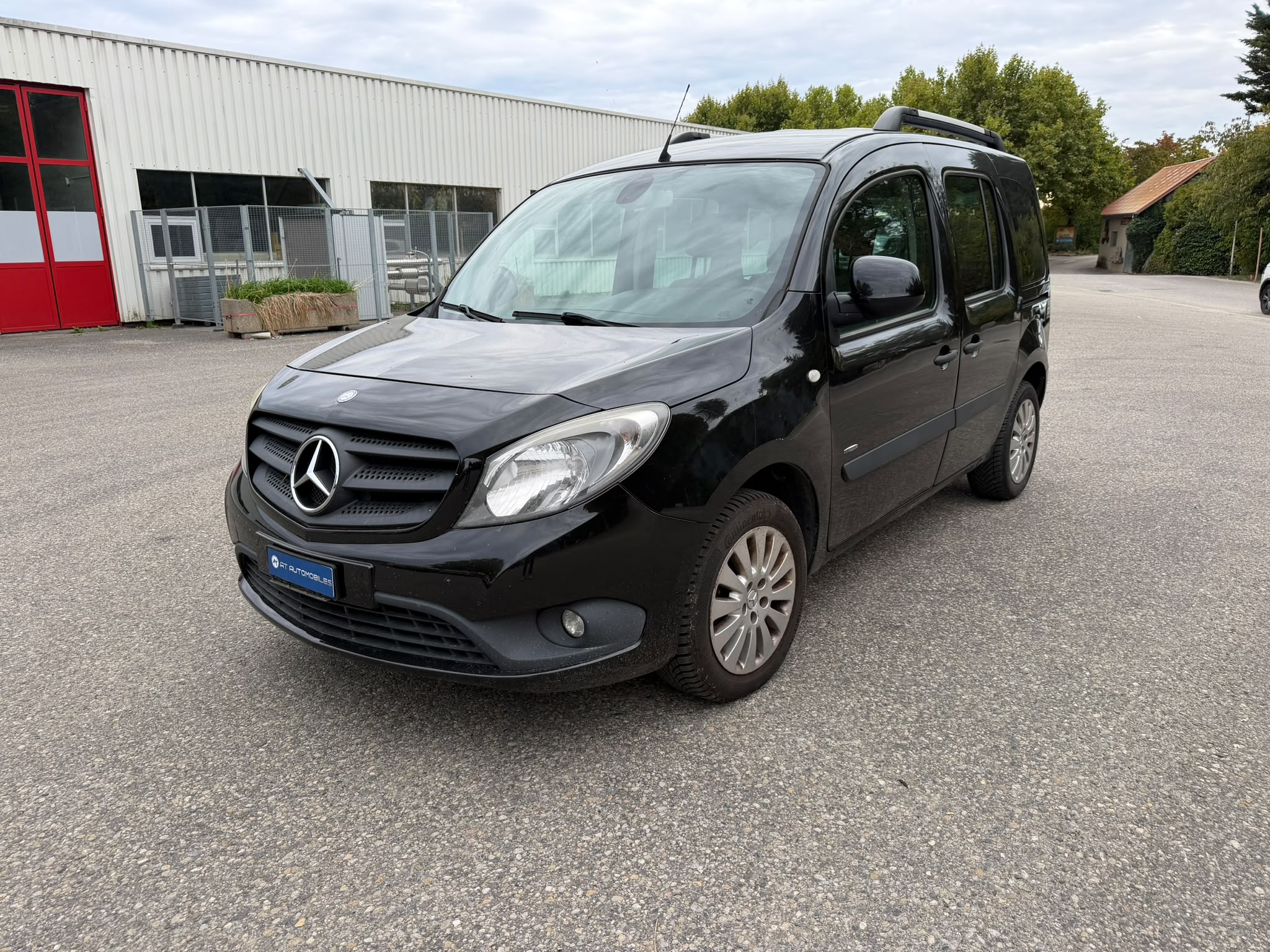 Car photo
