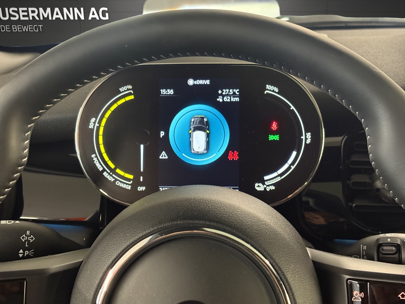 MINI Cooper SE-image-13