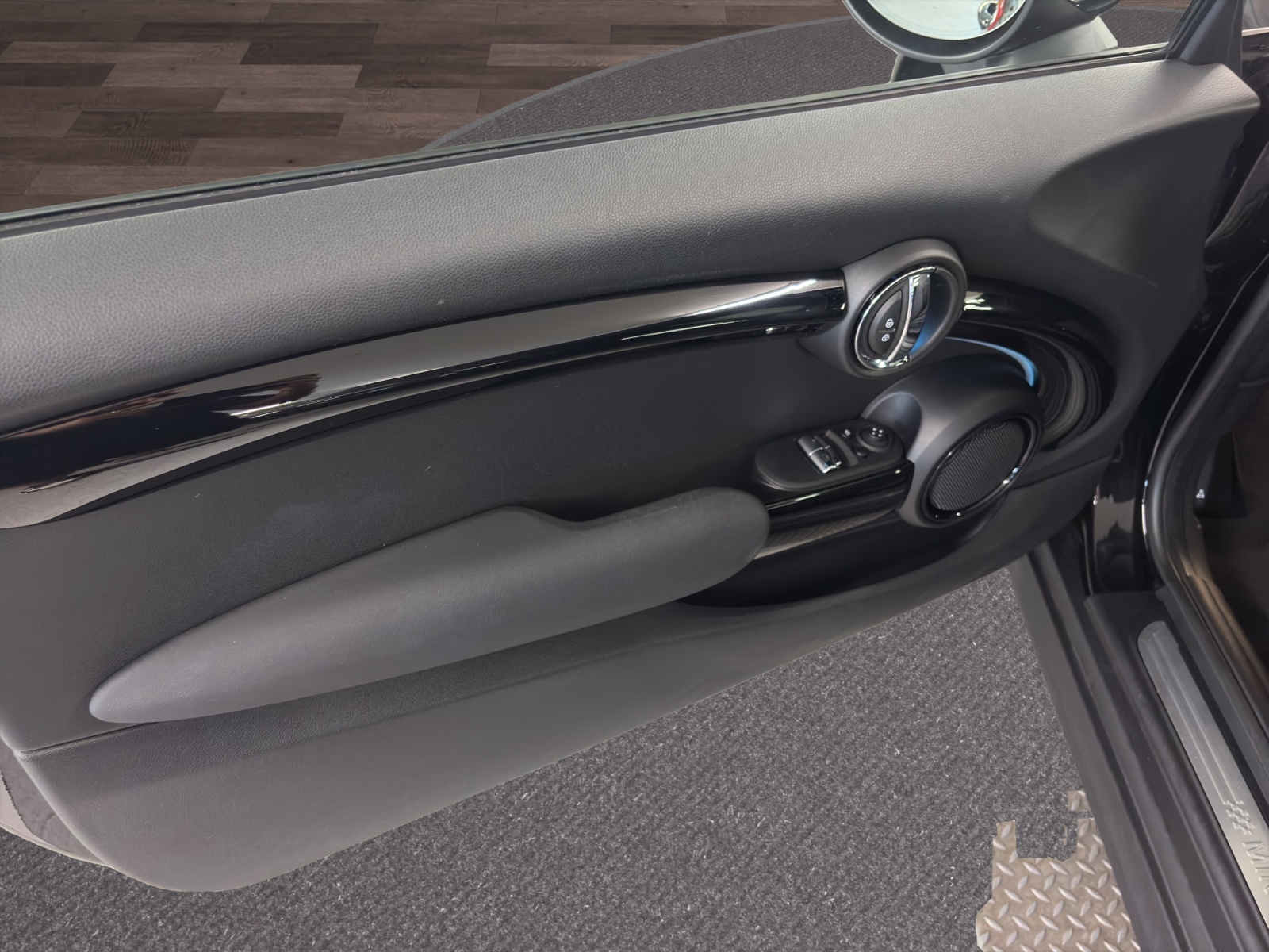 MINI Cooper SE-image-14