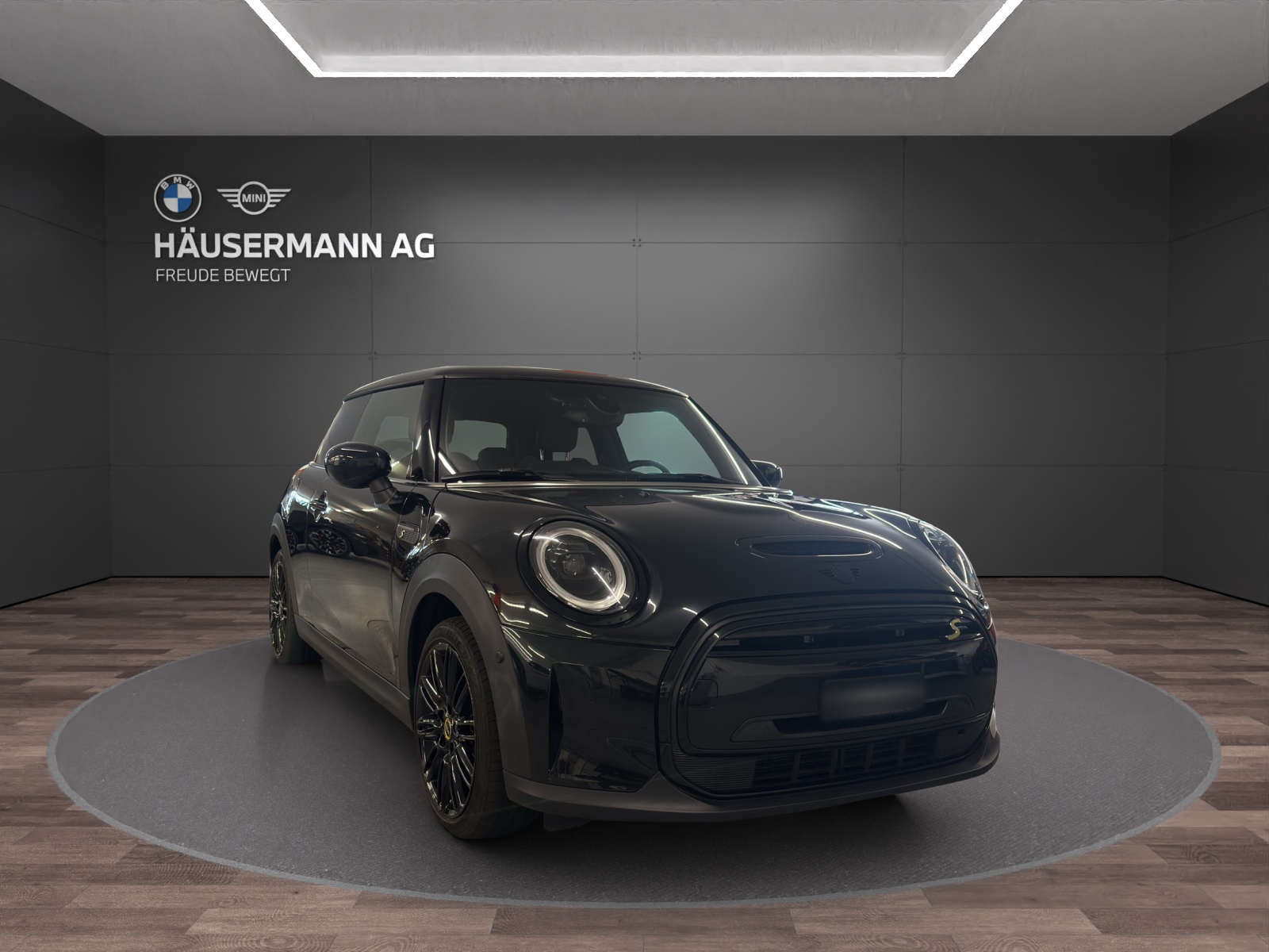 MINI Cooper SE-image-2