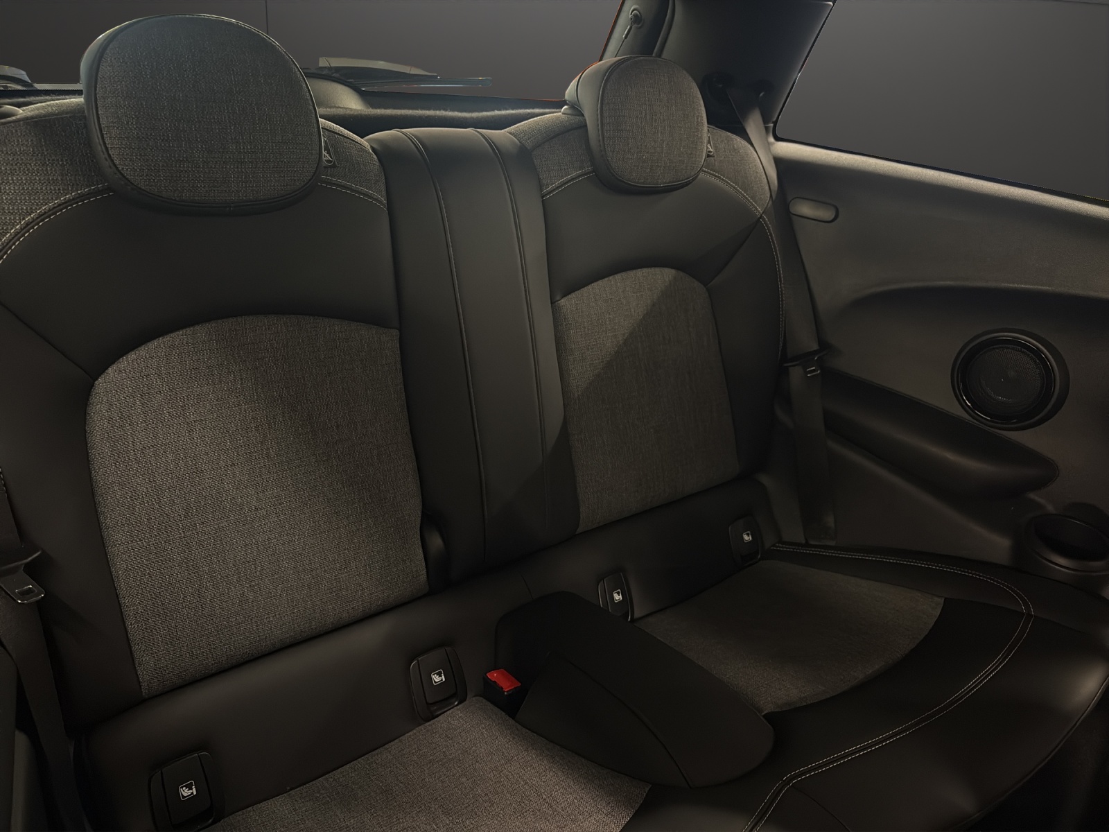 MINI Cooper SE-image-18