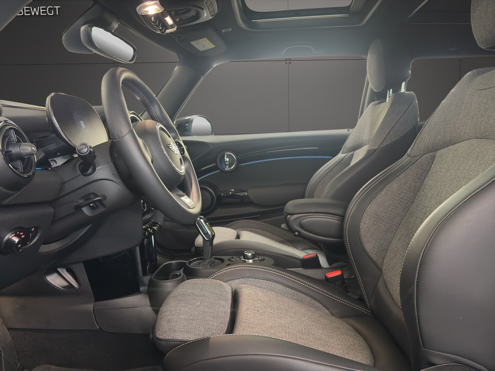 MINI Cooper SE-image-6