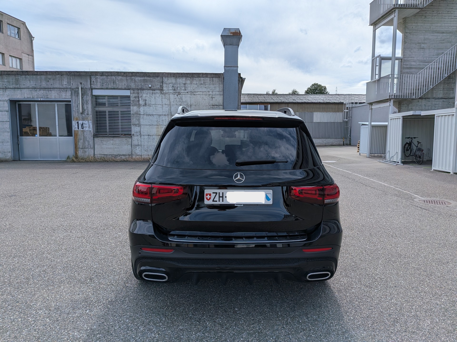MERCEDES-BENZ GLB 250 AMG Line 4matic-image-5