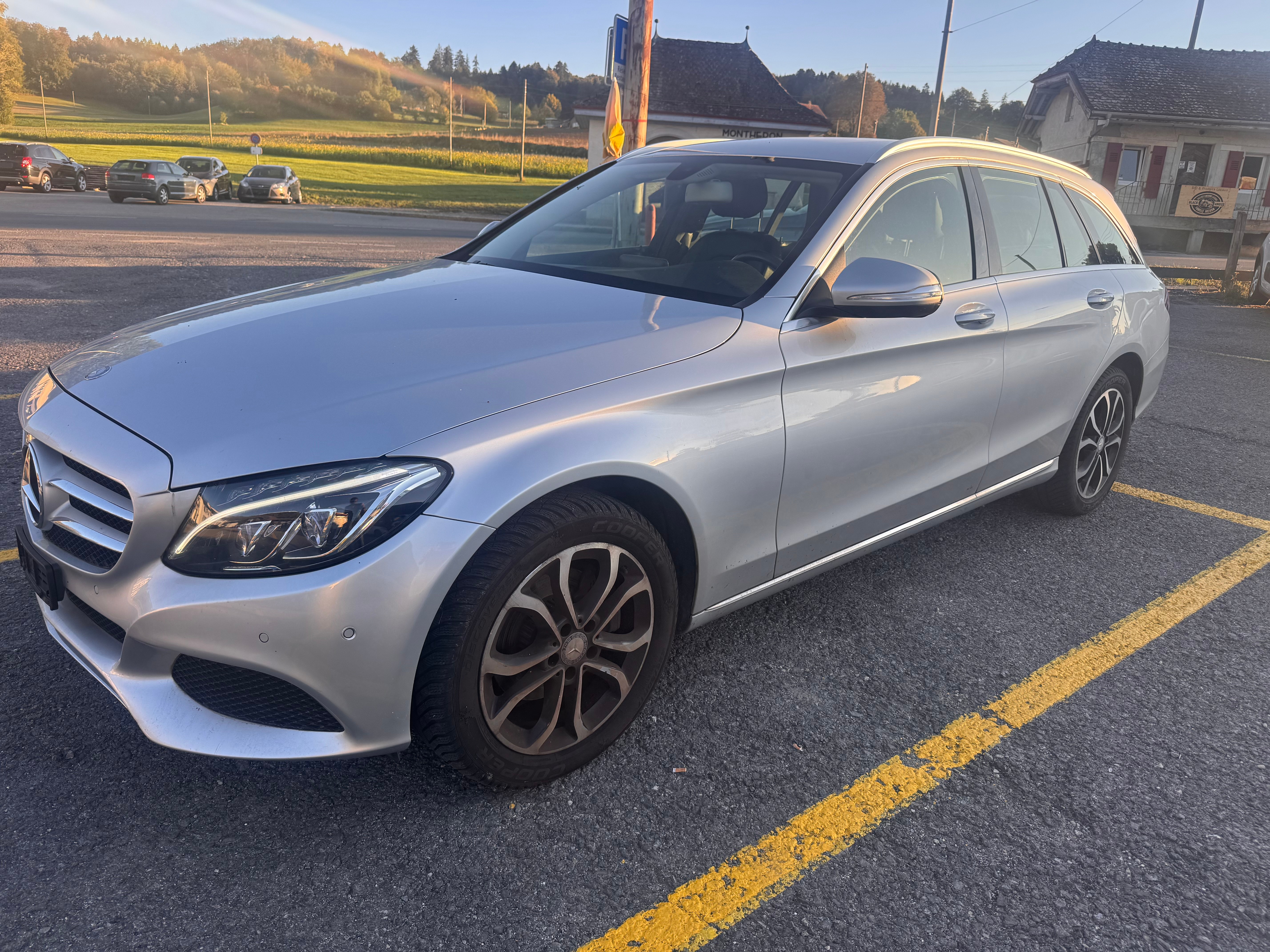 Car photo