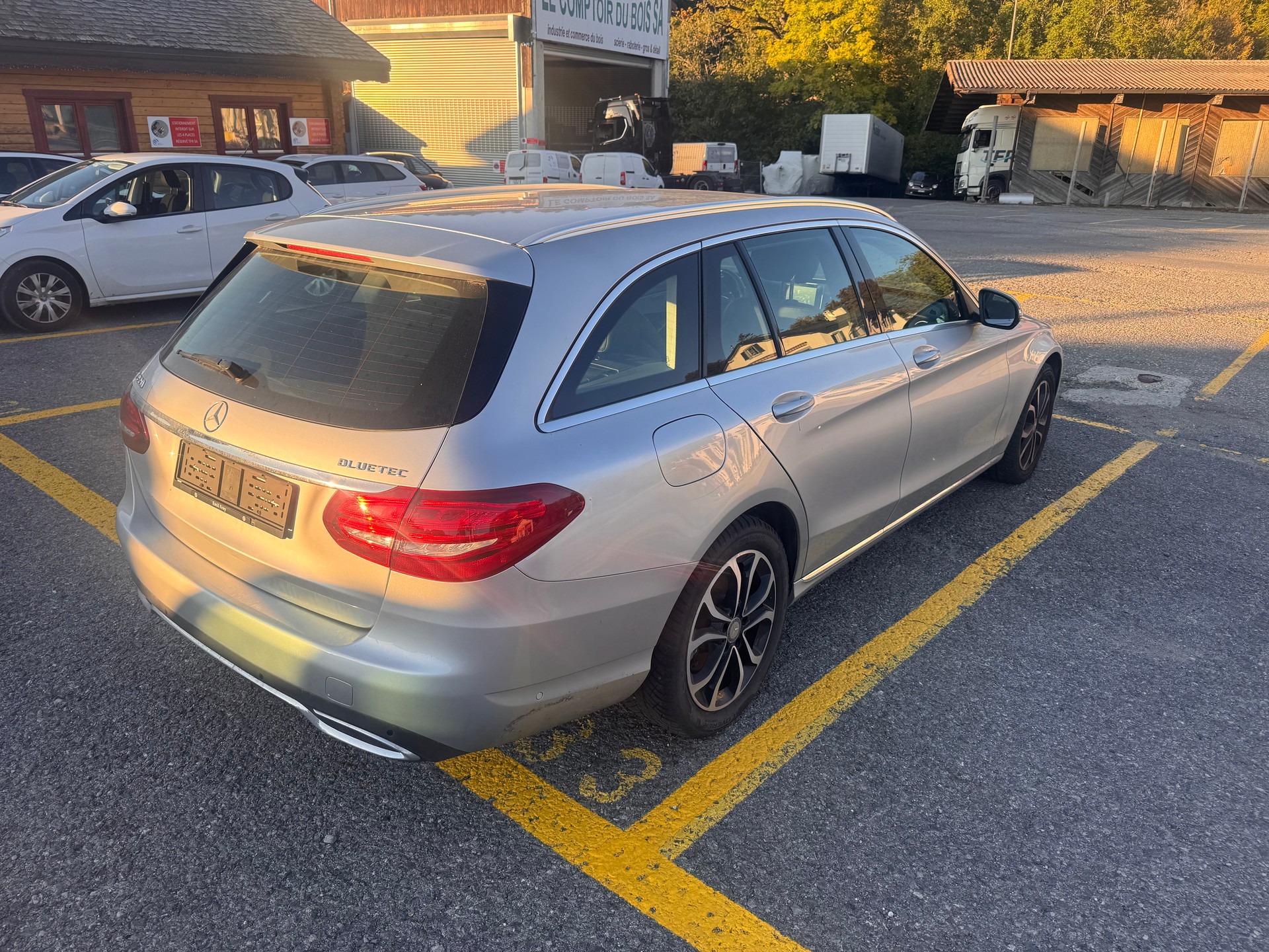 MERCEDES-BENZ C 220 BlueTEC Swiss Star Exclusive 7G-Tronic-image-3