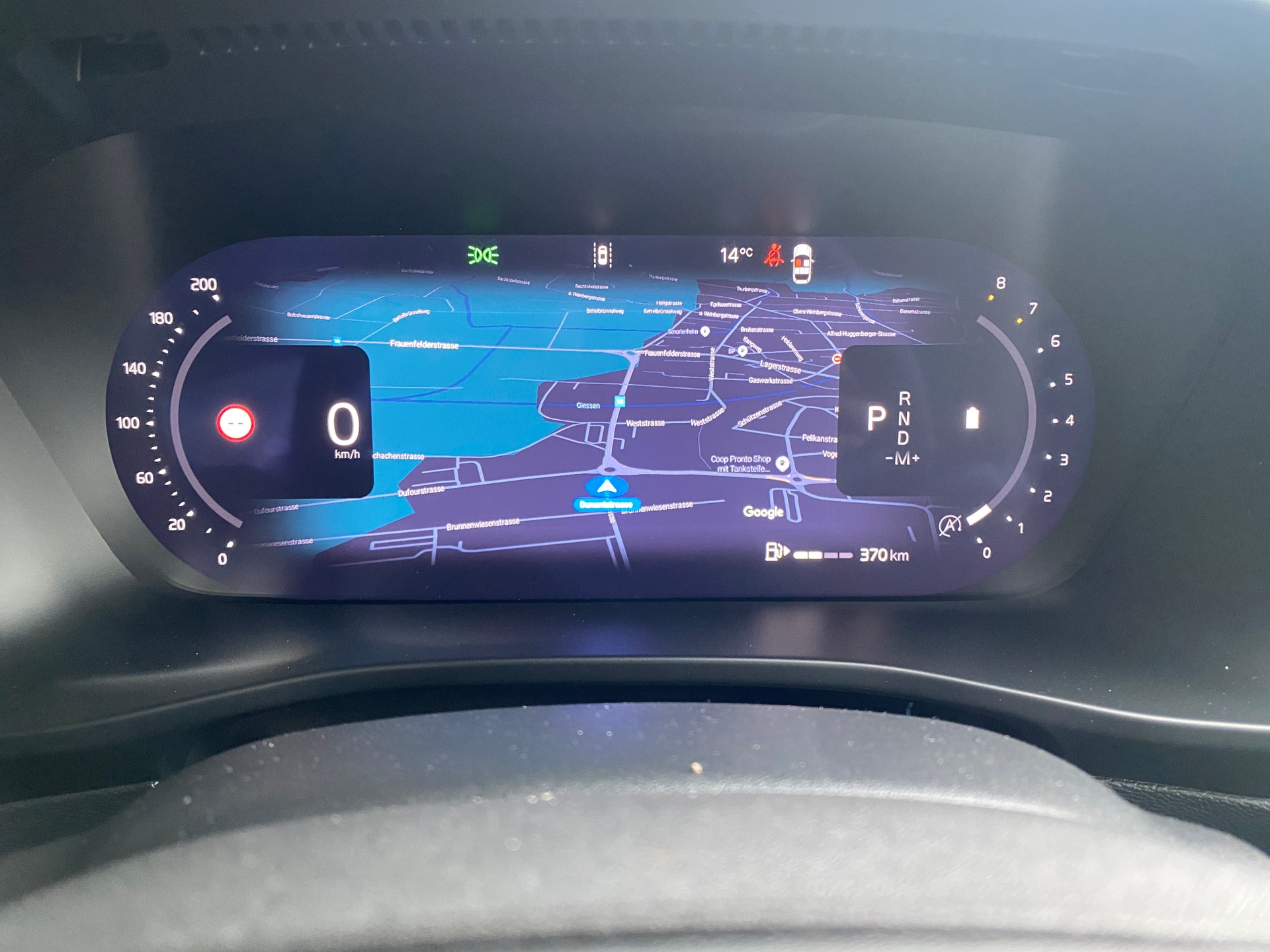 VOLVO XC40 2.0 B3 MH XCITE-image-11