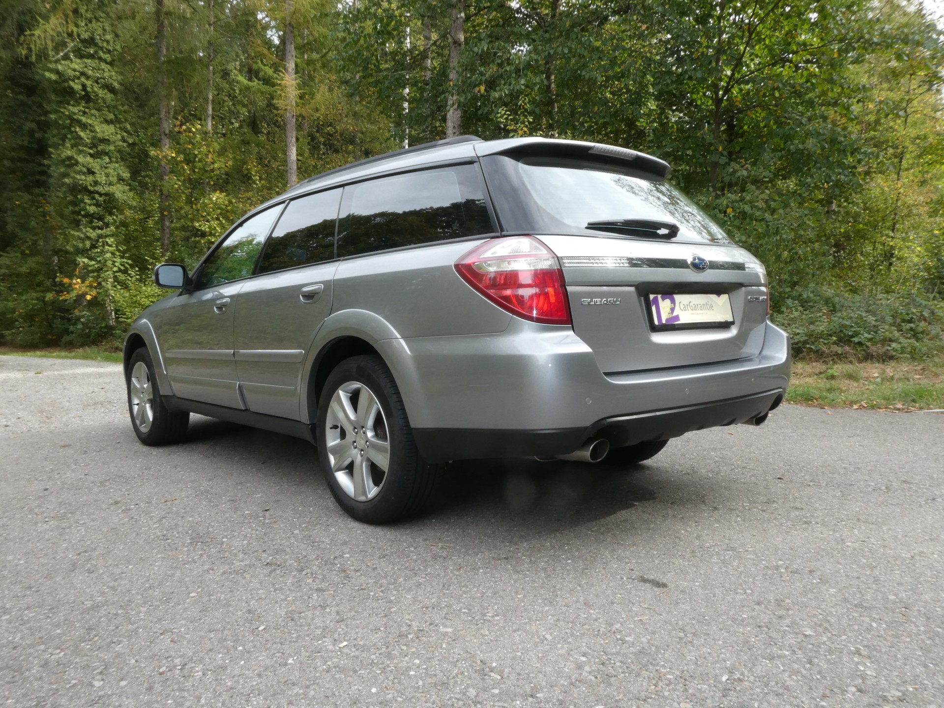 SUBARU Outback 2.5i AWD Swiss Automatic-image-3