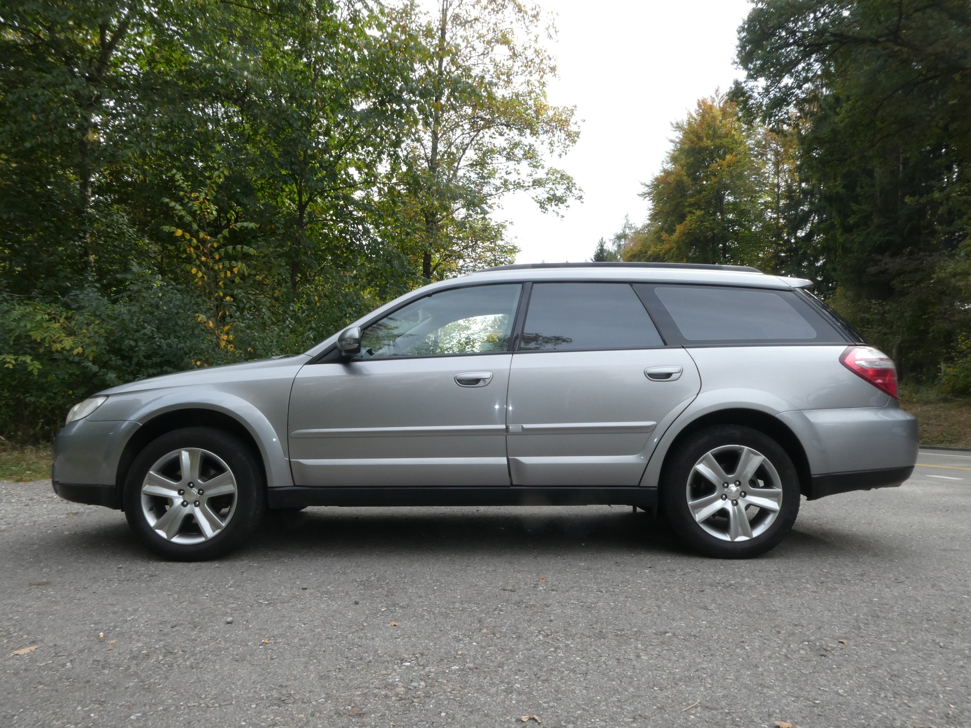 SUBARU Outback 2.5i AWD Swiss Automatic-image-5