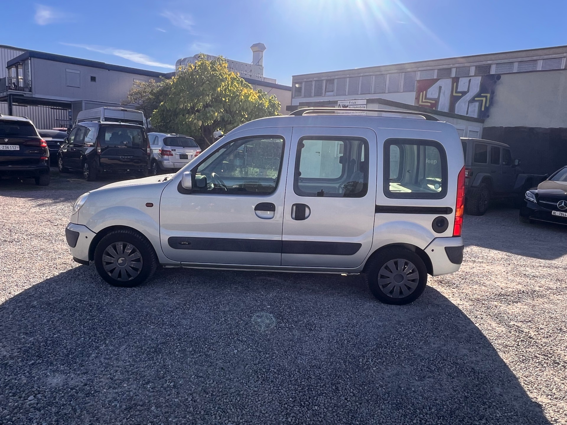 RENAULT Kangoo 1.5 dCi Grand Volume-image-6