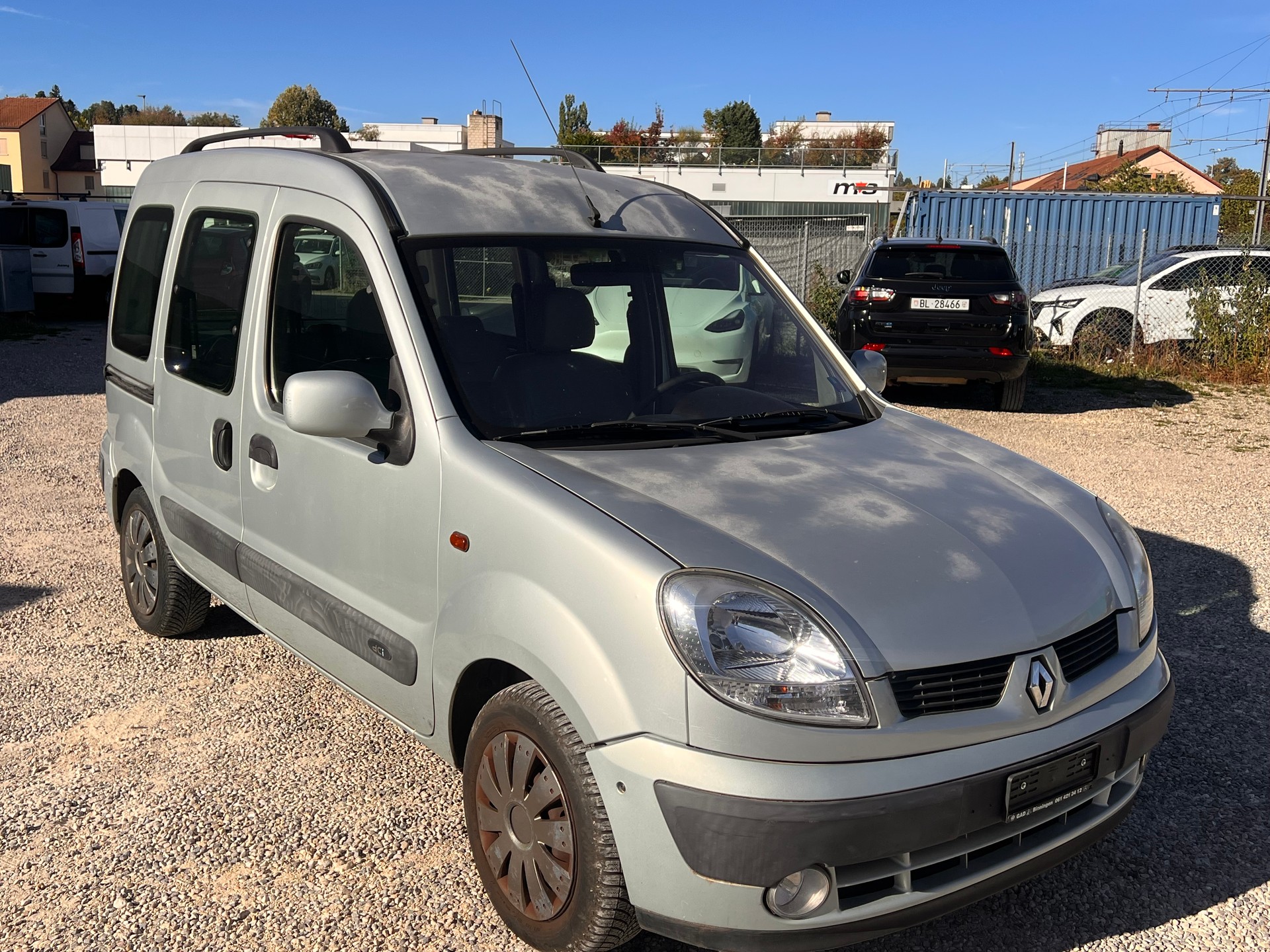 RENAULT Kangoo 1.5 dCi Grand Volume-image-1