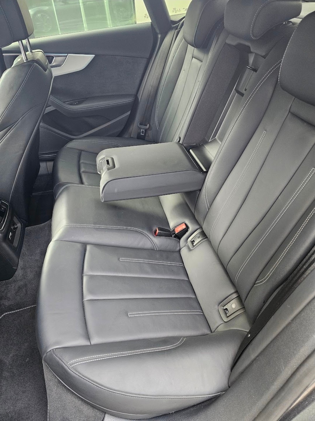 AUDI 2.0 45 TFSI S Line quattro S-Tronic-image-3