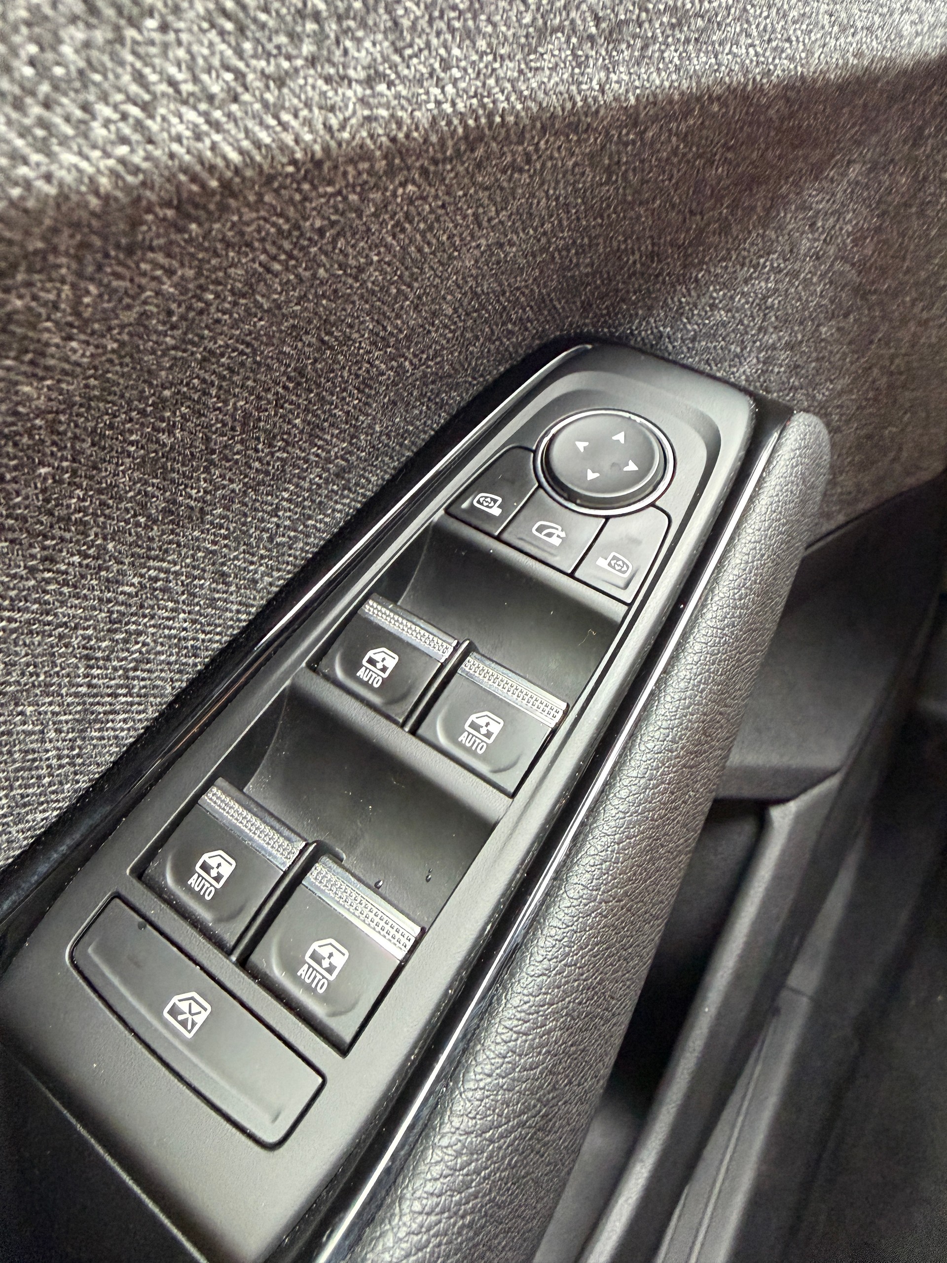 RENAULT Espace 1.2 E-Tech techno 7P-image-10