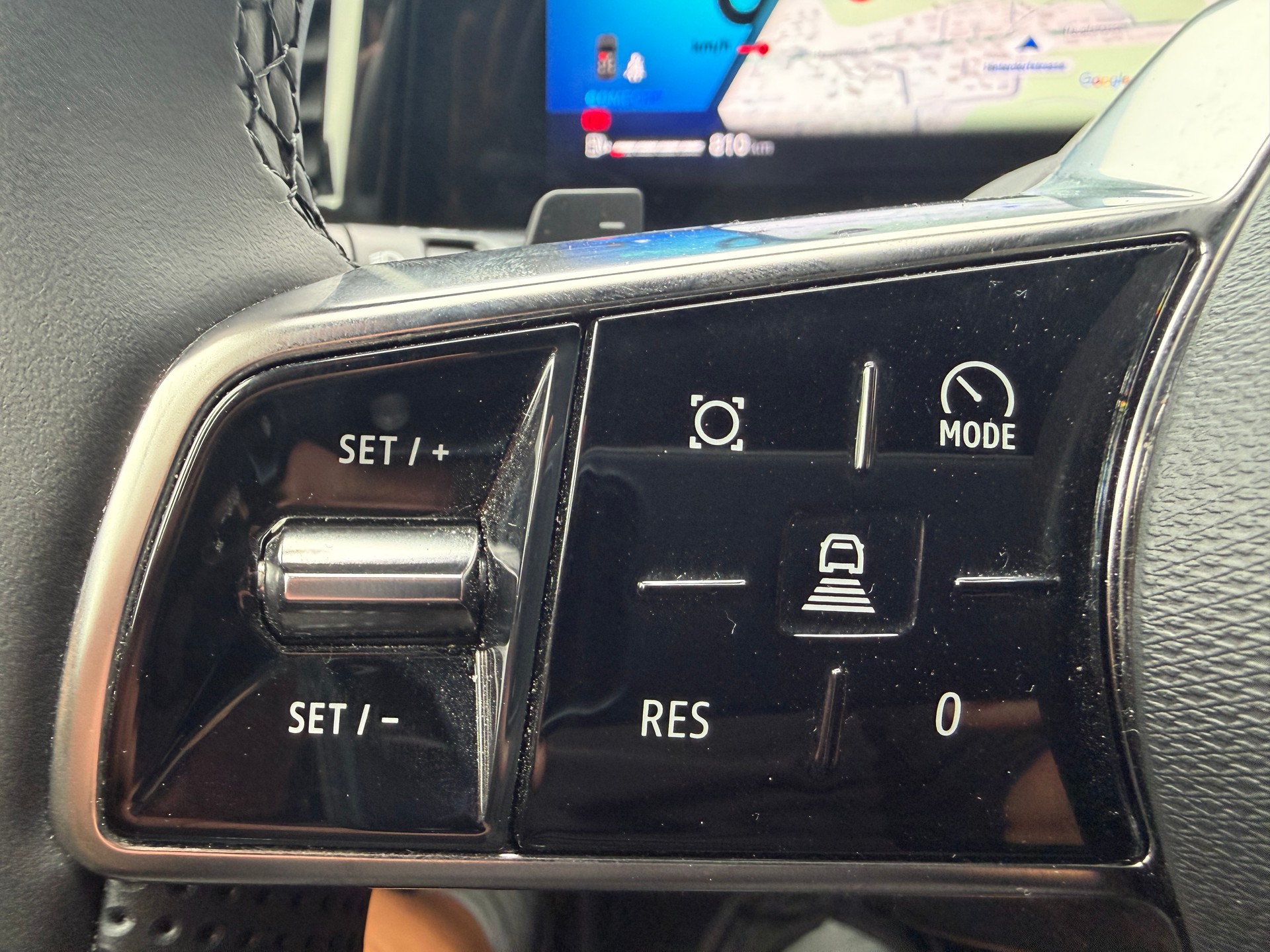RENAULT Espace 1.2 E-Tech techno 7P-image-9