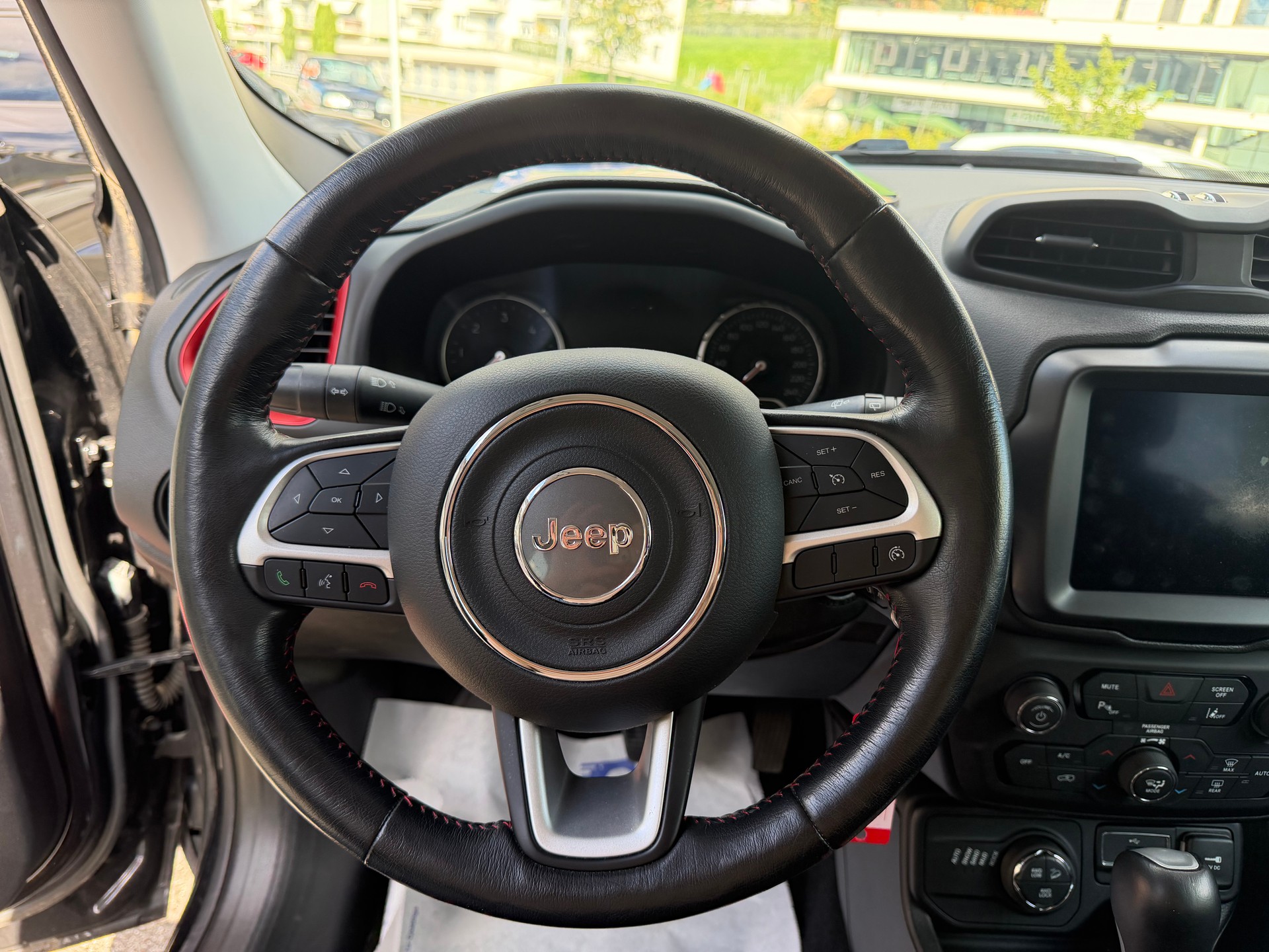 JEEP Renegade 2.0 MJ Trailhawk AWD + Low Range 9ATX-image-12