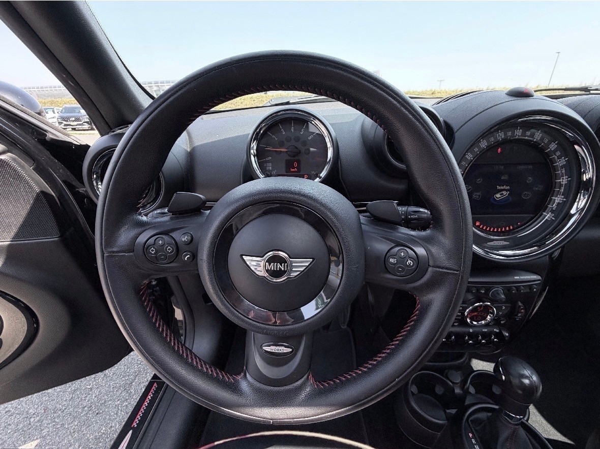 MINI JohnCooperWorks - S ALL4 / Navi/Leder/Panoramadach/8 fach bereift/Harman Kardon/frisch MFK-image-4