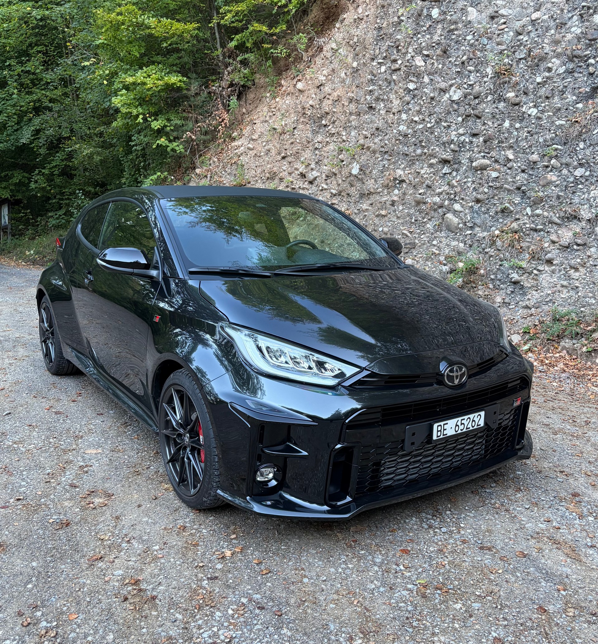 TOYOTA 1.6 Turbo Sport 4x4-image-1