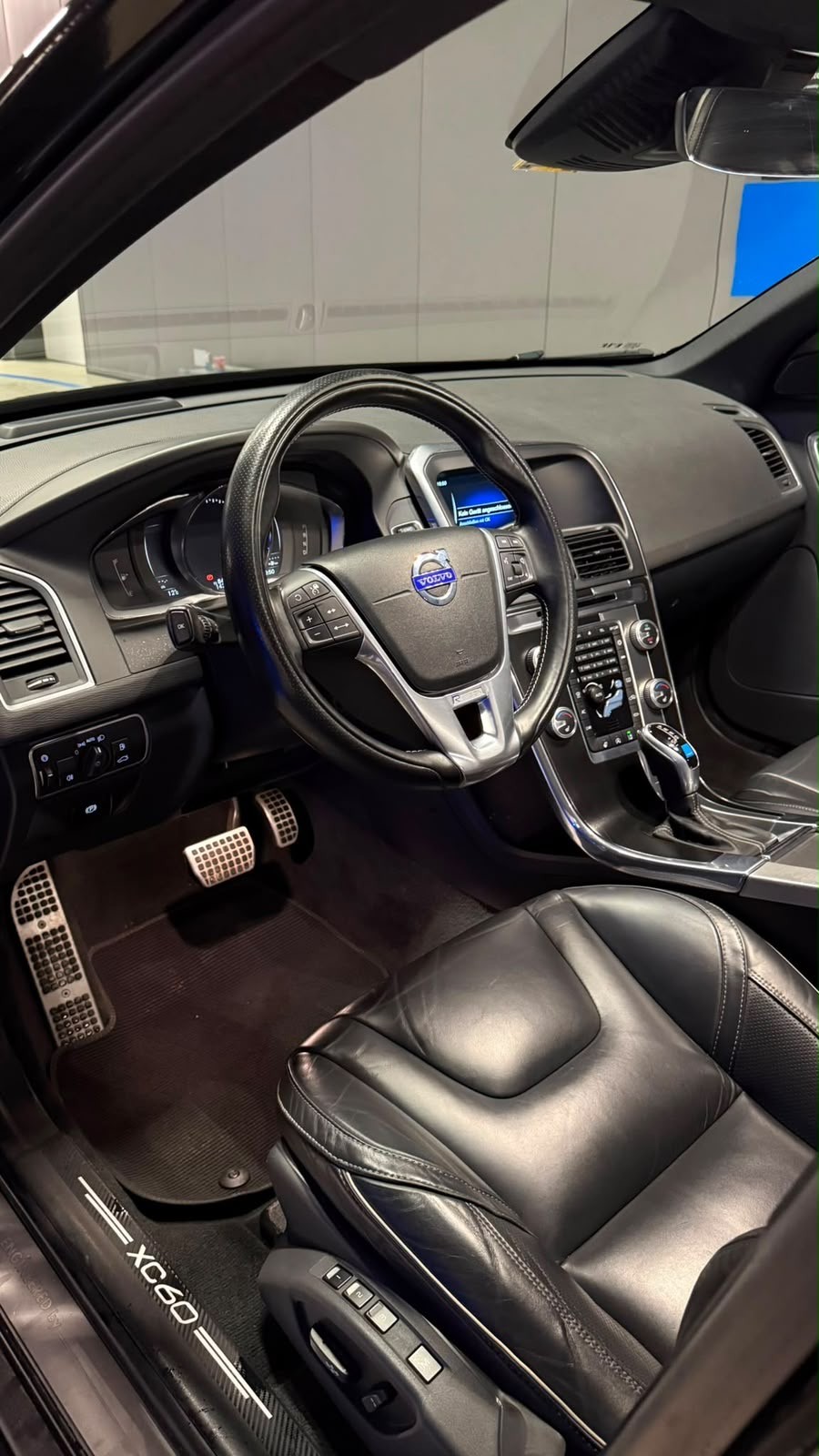 VOLVO Stationswagen-image-3