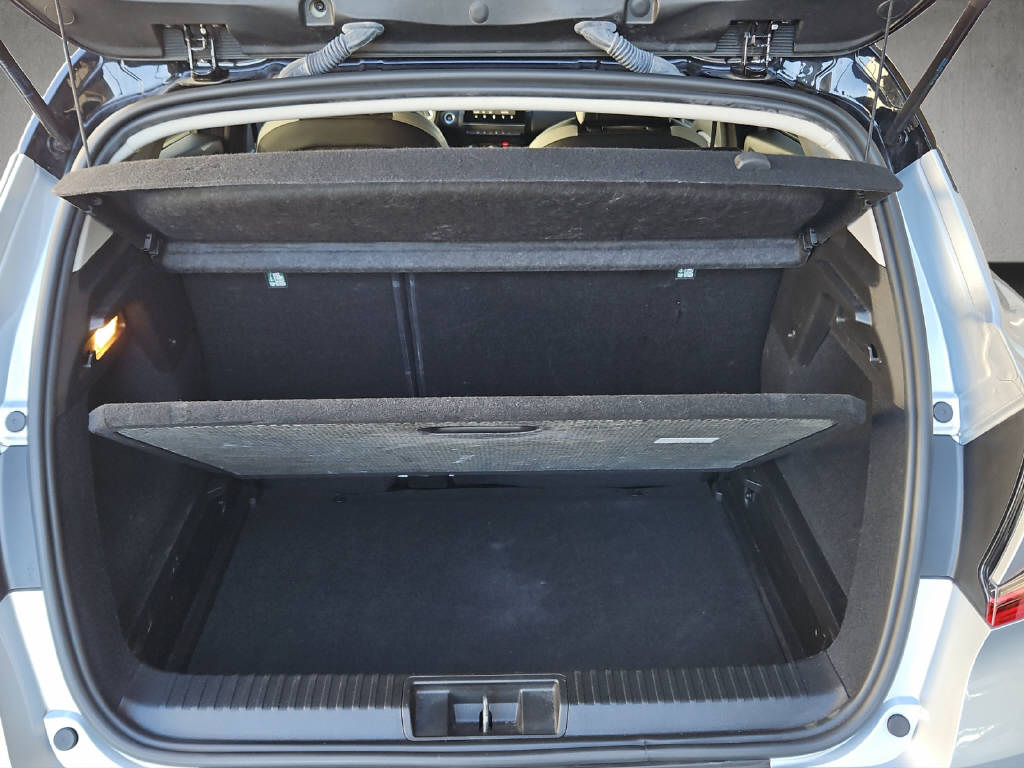 RENAULT Captur 1.3 TCe 140 techno EDC-image-9