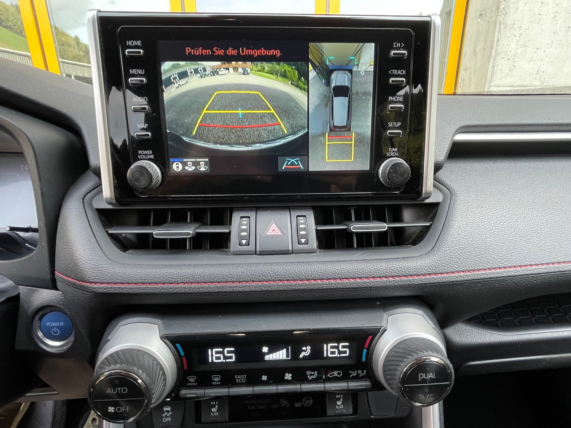 TOYOTA RAV-4 2.5 PHEV Premium e-CVT 4WD-image-14