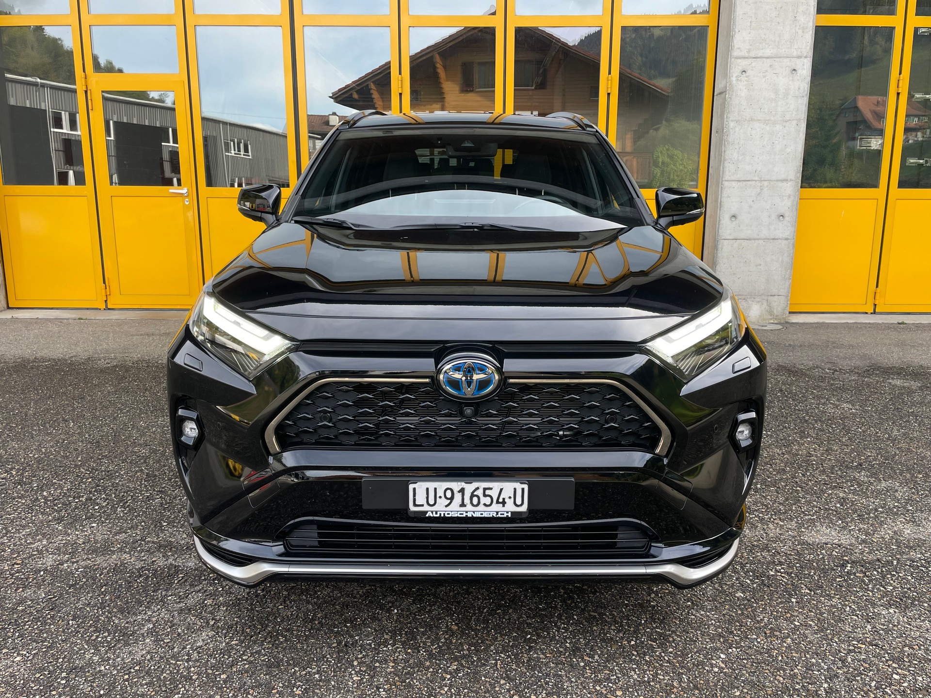 TOYOTA RAV-4 2.5 PHEV Premium e-CVT 4WD-image-10